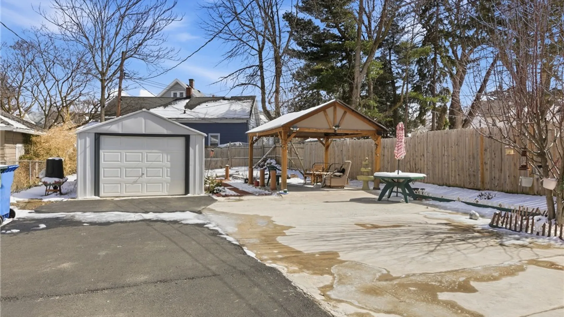 Property at 780 Genesee Park Boulevard, Rochester, NY 14619 24