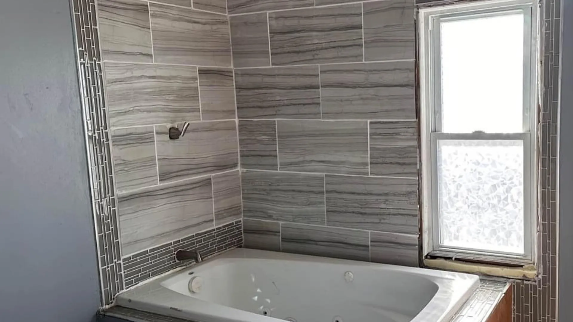 Property at 995 Exchange Street, Buffalo, NY 14210 3