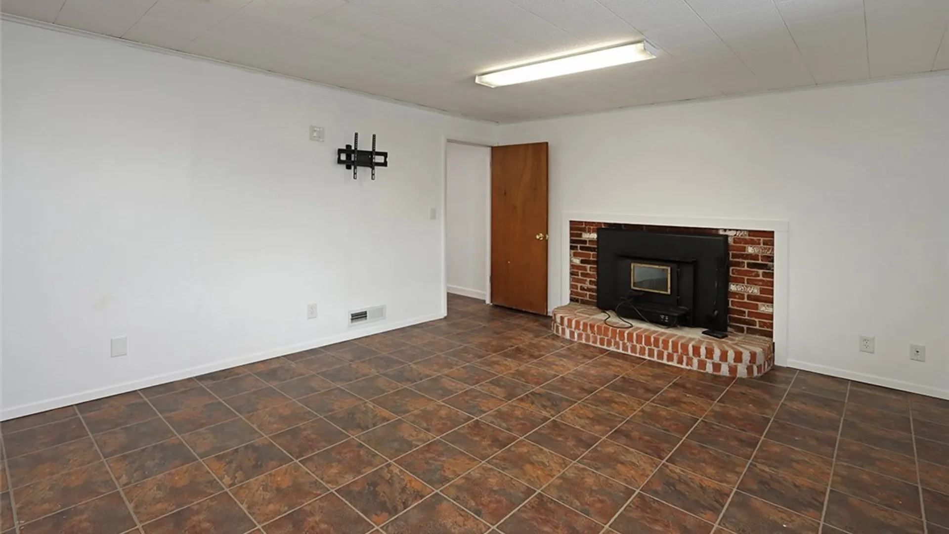 Property at 104 Ardsley Drive, DeWitt, NY 13214 27