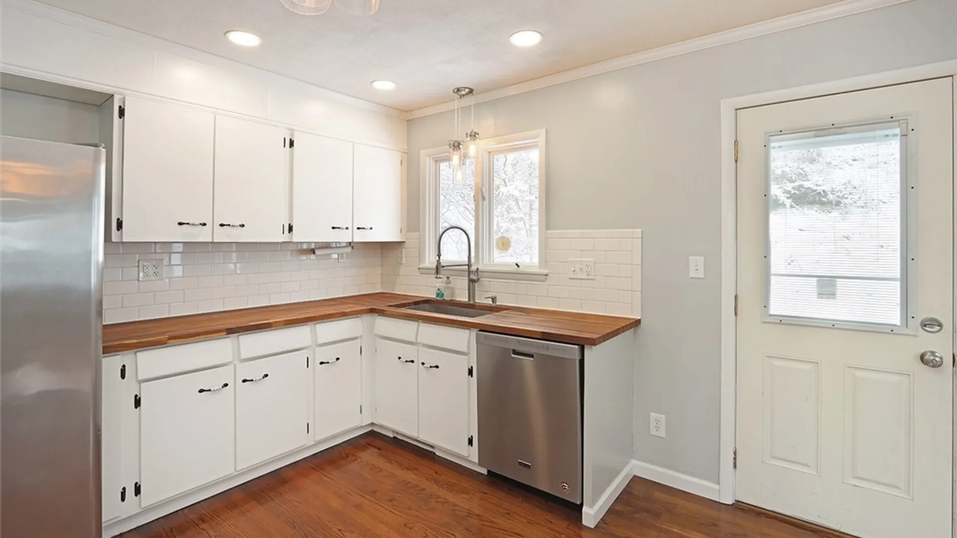 Property at 104 Ardsley Drive, DeWitt, NY 13214 8