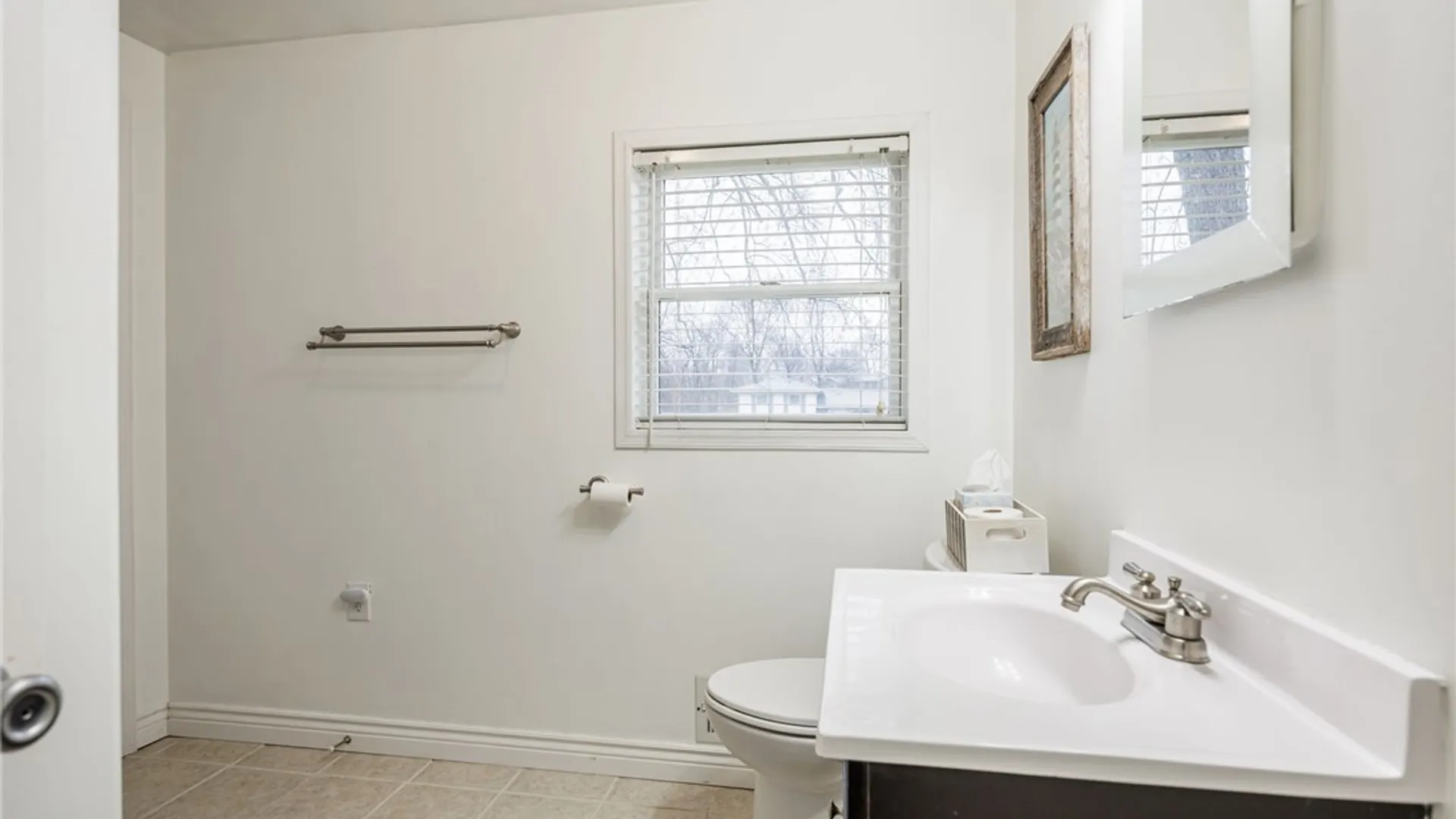 Property at 17 Amsden Drive, Henrietta, NY 14623 22