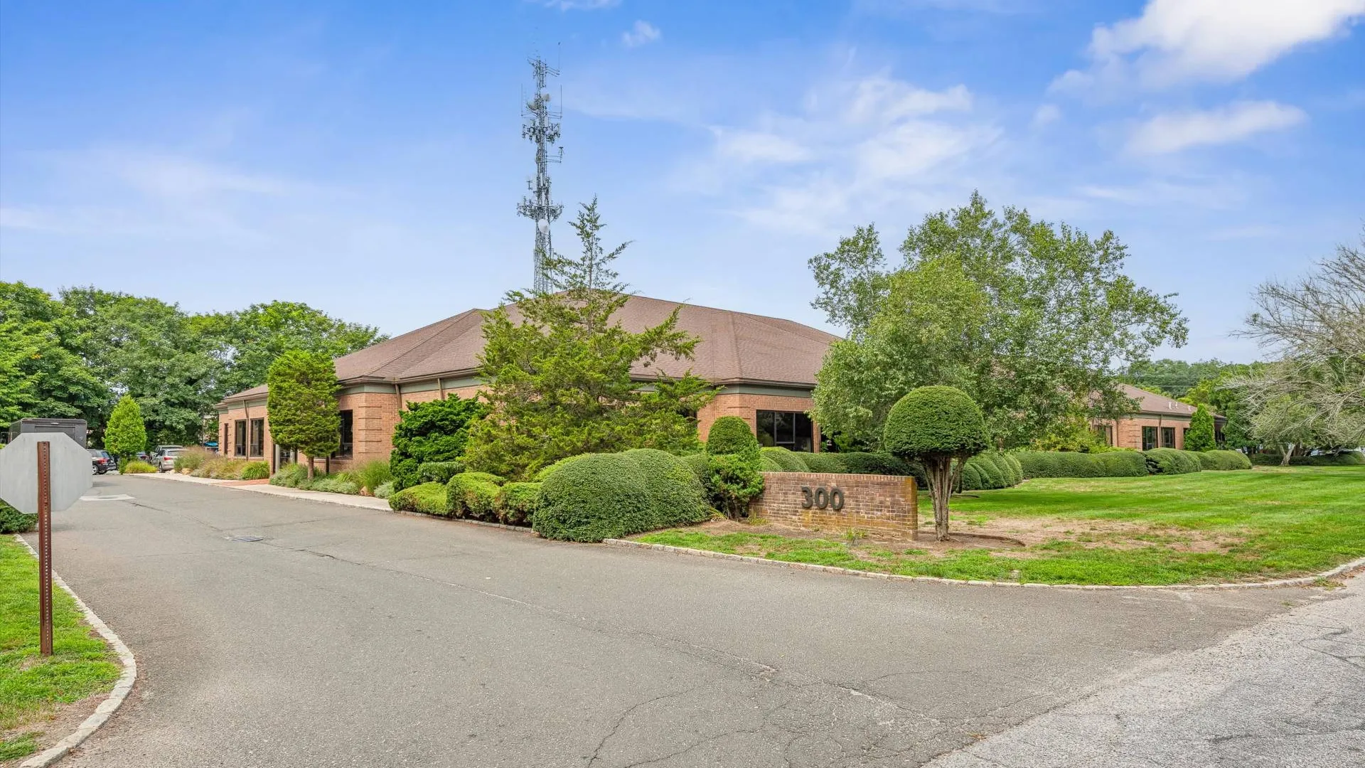 Property at 300 Pantigo Road, East Hampton, NY 11937 2