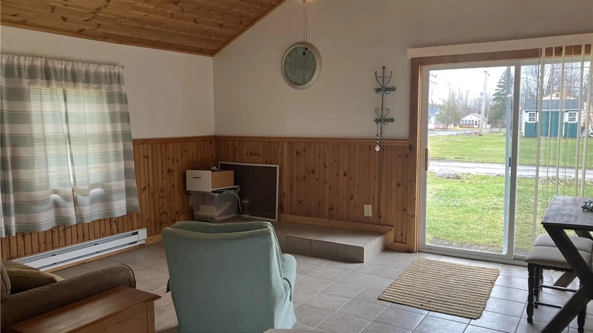 Property at 935 Vinecliff Street, Carlton, NY 14571 12