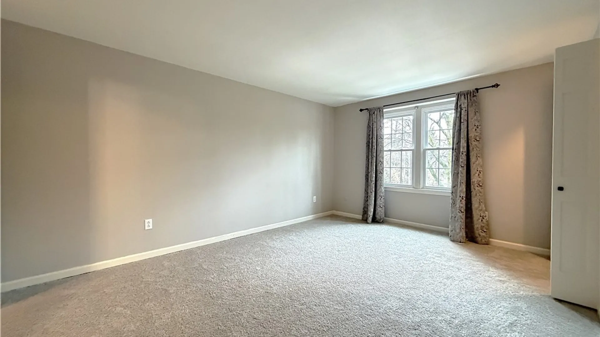 Property at 1340 Maple Road, Amherst, NY 14221 17