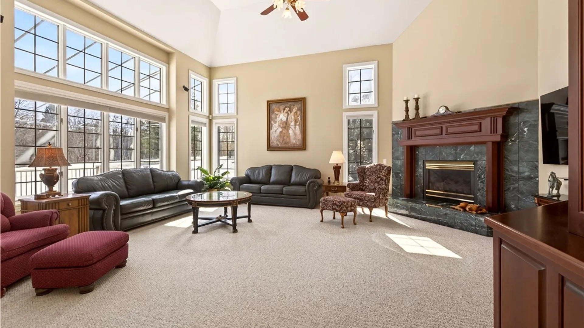 Property at 7 Beauclaire Lane, Perinton, NY 14450 17