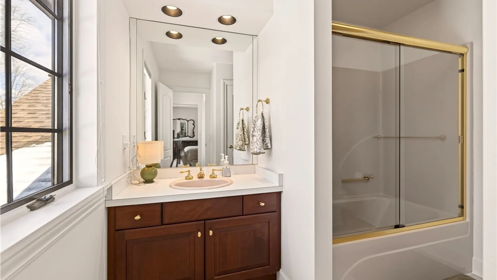 Property at 7 Beauclaire Lane, Perinton, NY 14450 37