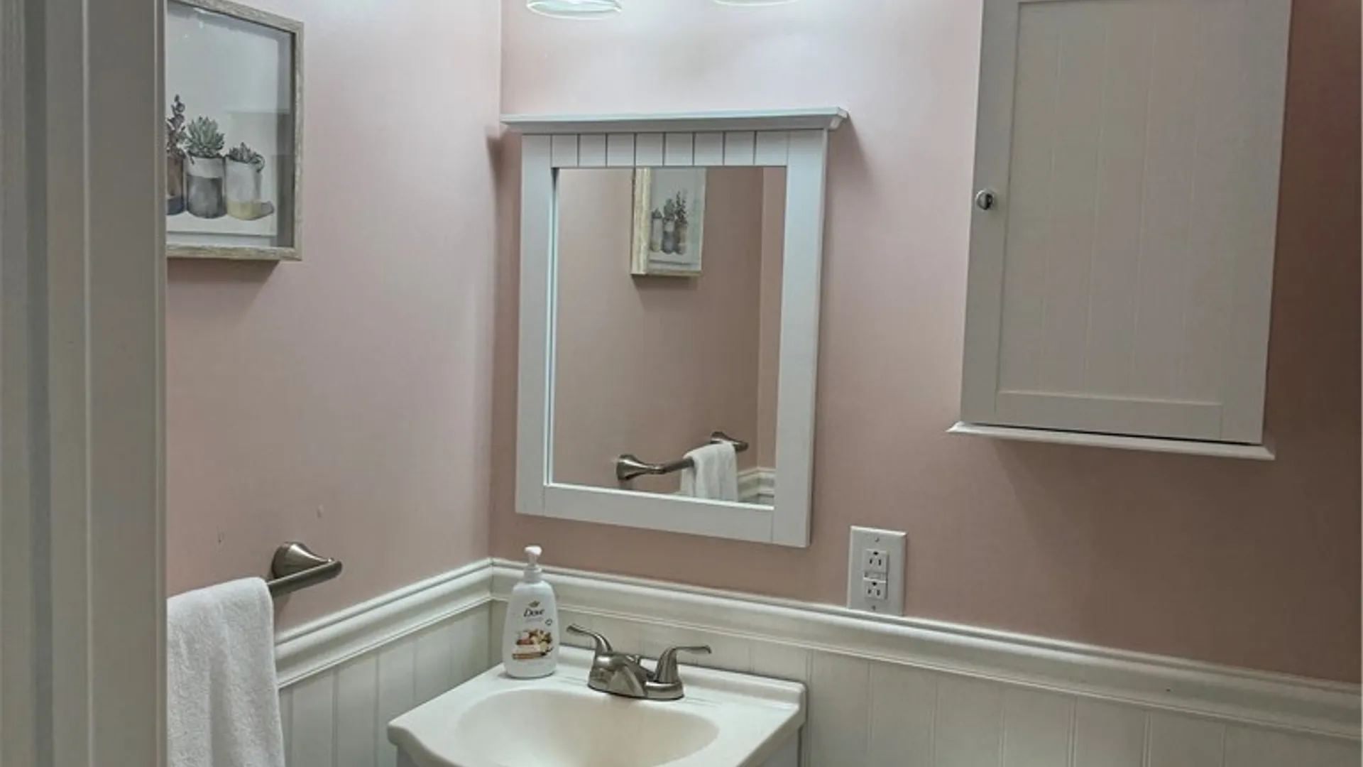 Property at 2541 Lyons Road, Camillus, NY 13031 14