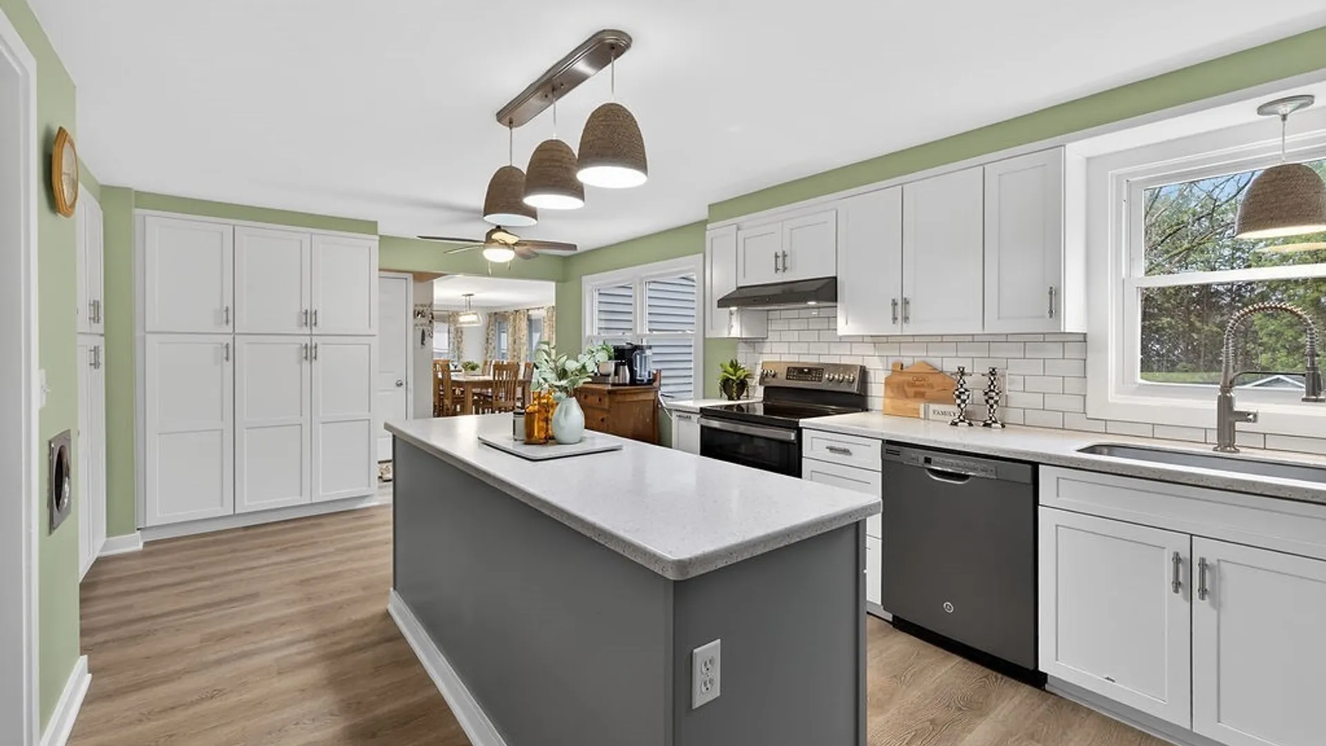 Property at 2541 Lyons Road, Camillus, NY 13031 8