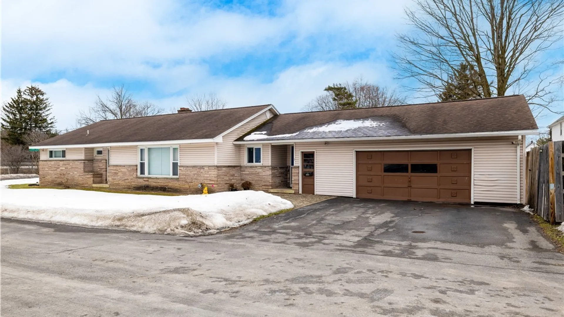 Property at 1 Gerry Avenue, New Hartford, NY 13413 2