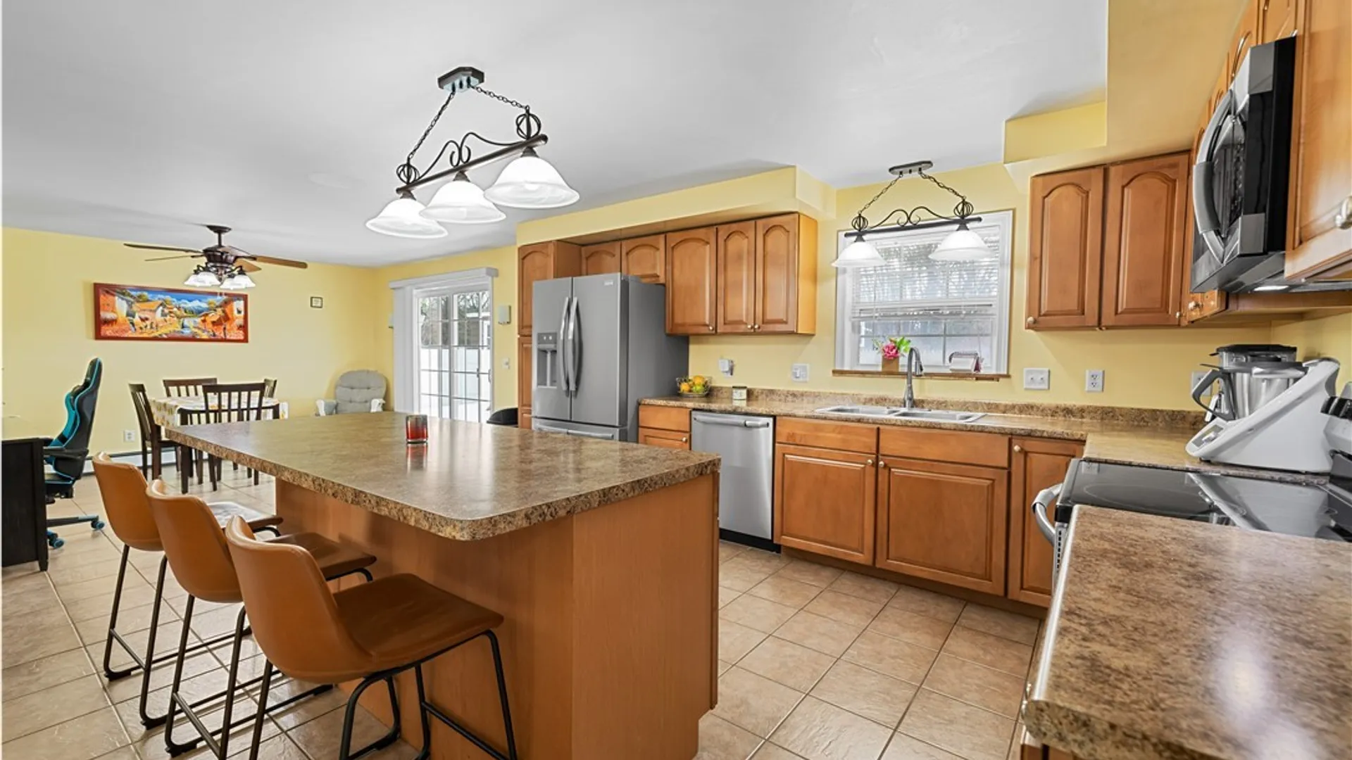 Property at 1 Gerry Avenue, New Hartford, NY 13413 3