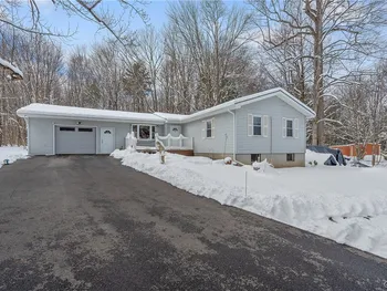 Property at 917 County Route 10, Schroeppel, NY 13132