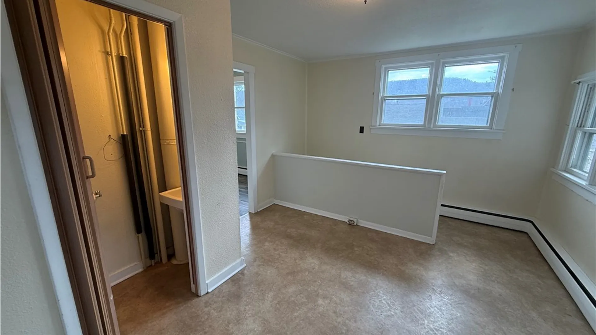 Property at 12 Thompson Avenue, Bradford City, PA 16701 11