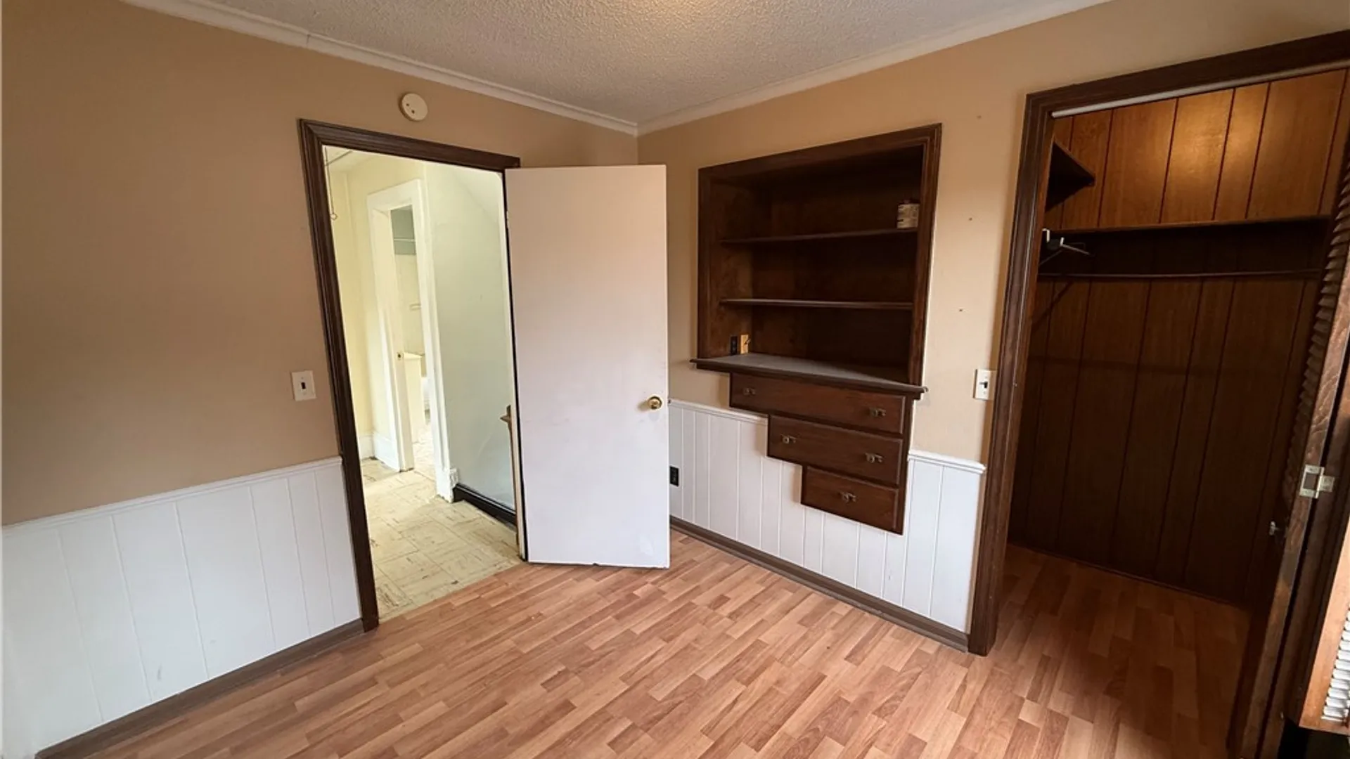 Property at 12 Thompson Avenue, Bradford City, PA 16701 13