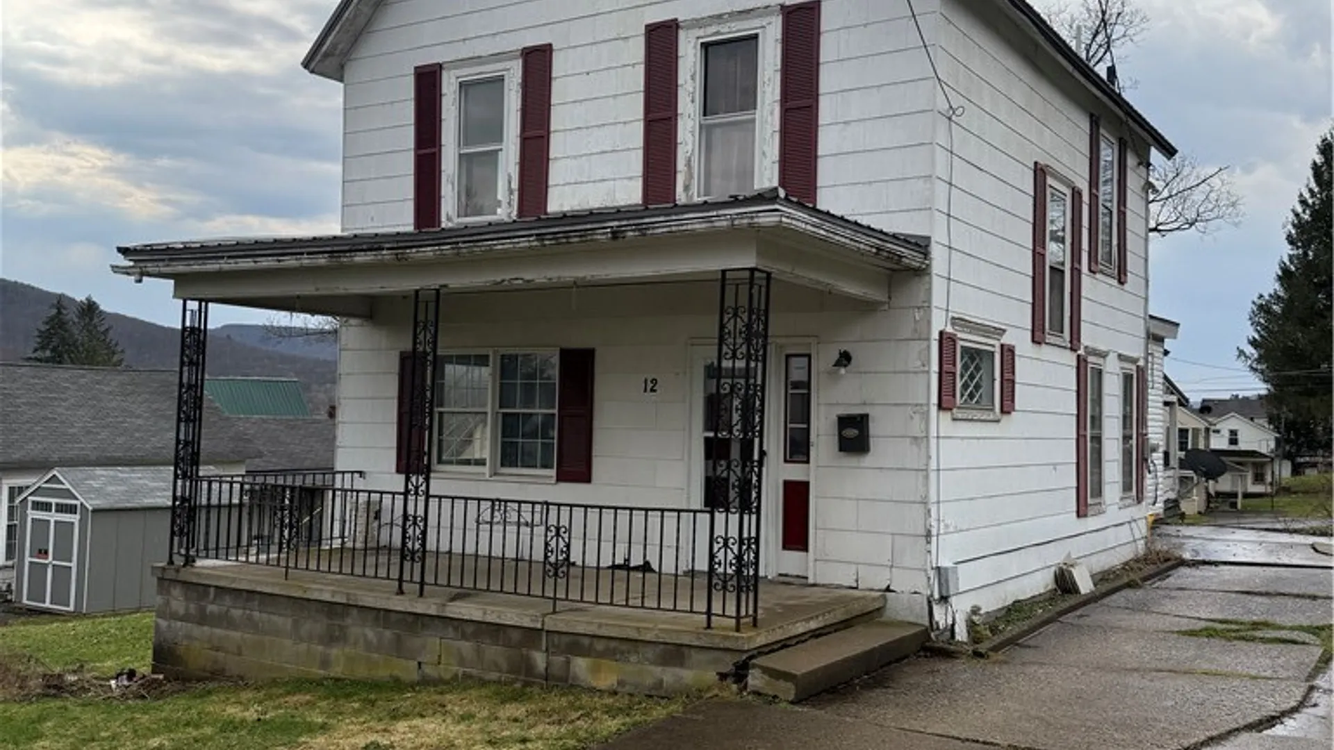 Property at 12 Thompson Avenue, Bradford City, PA 16701 2
