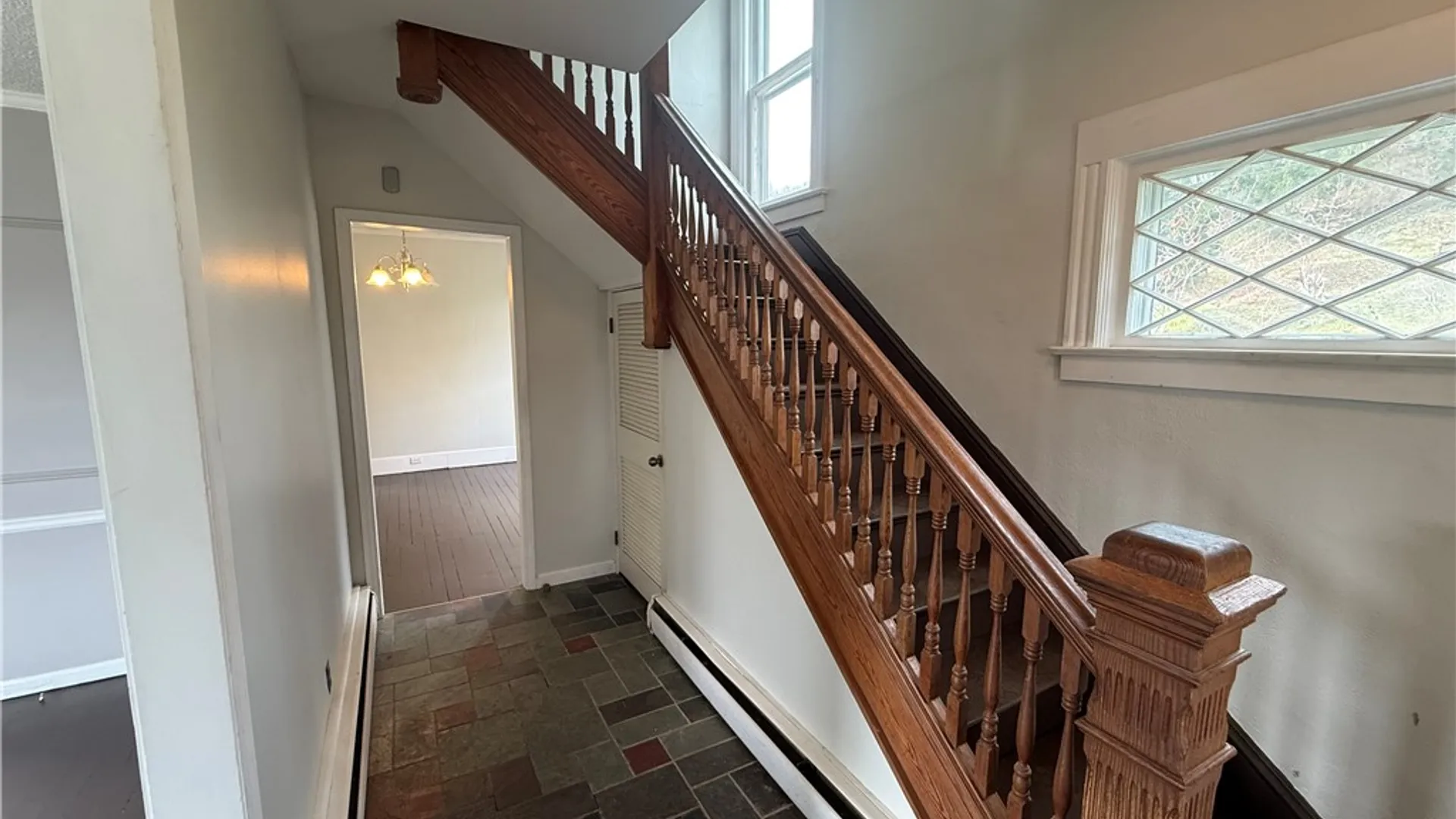 Property at 12 Thompson Avenue, Bradford City, PA 16701 3