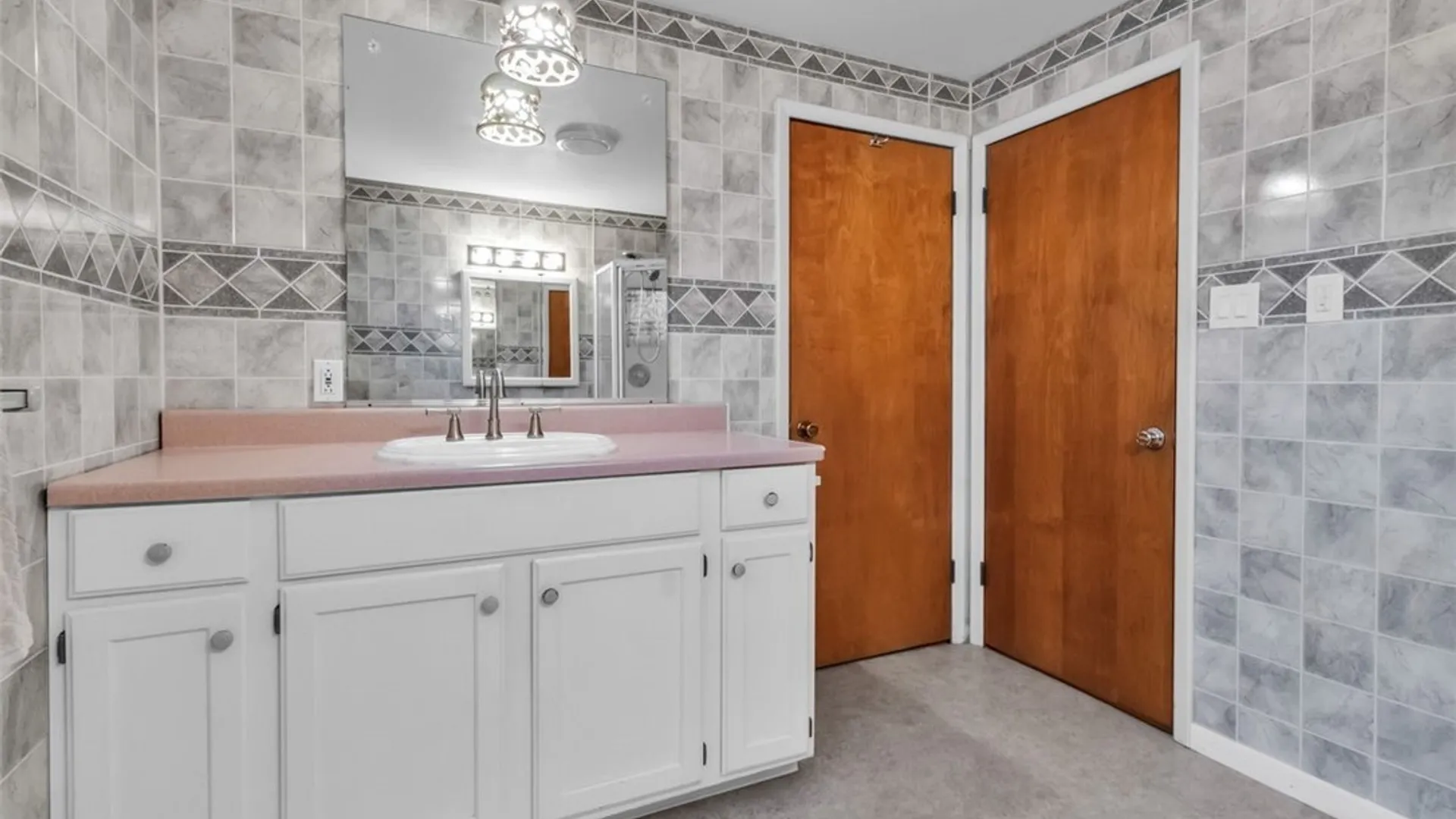 Property at 2932 Krueger Road, Wheatfield, NY 14120 16