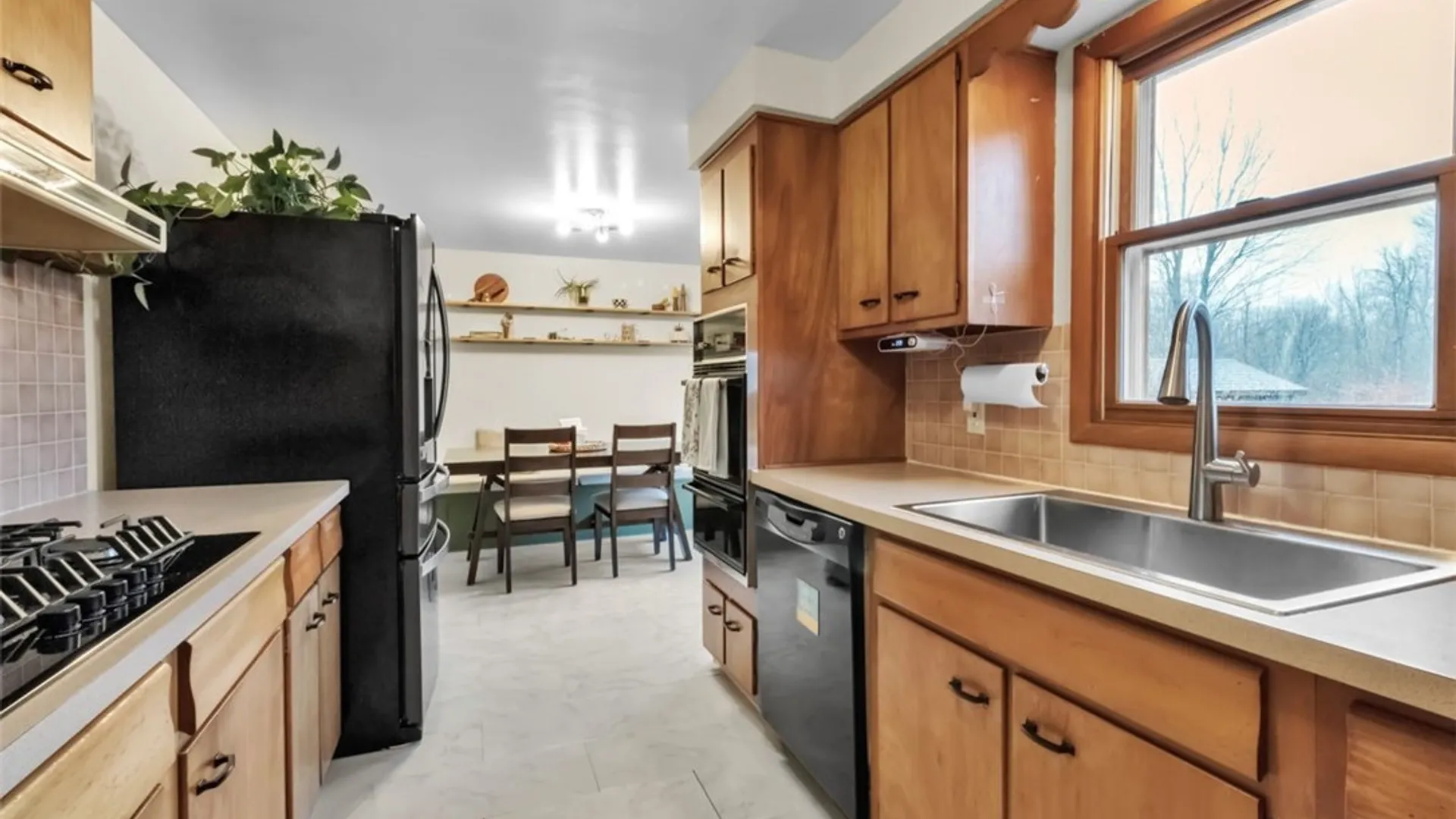 Property at 2932 Krueger Road, Wheatfield, NY 14120 7