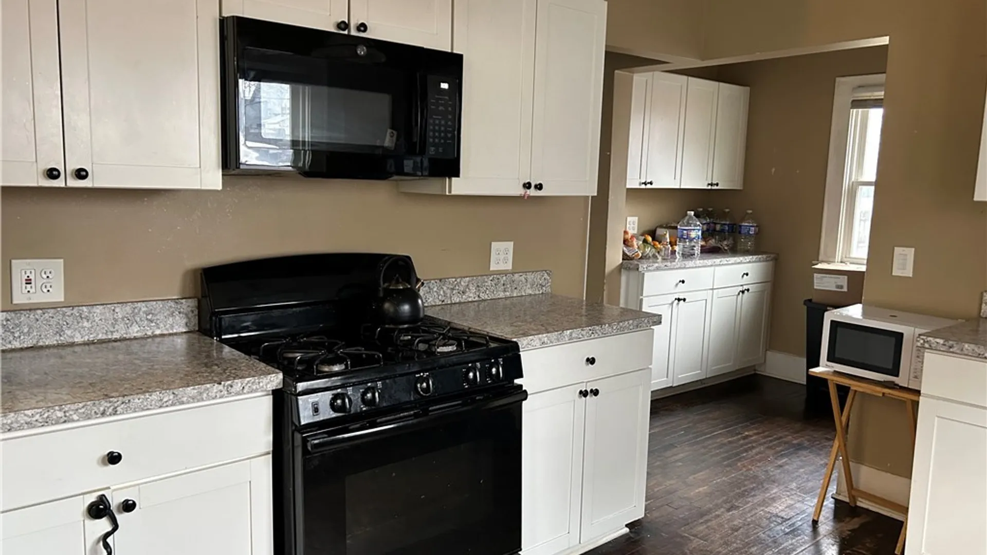 Property at 127 Schiller Avenue, Syracuse, NY 13203 4