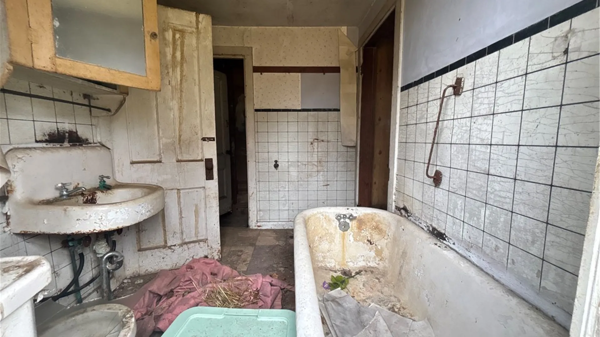 Property at 17 Seaman Place, Bath, NY 14879 5