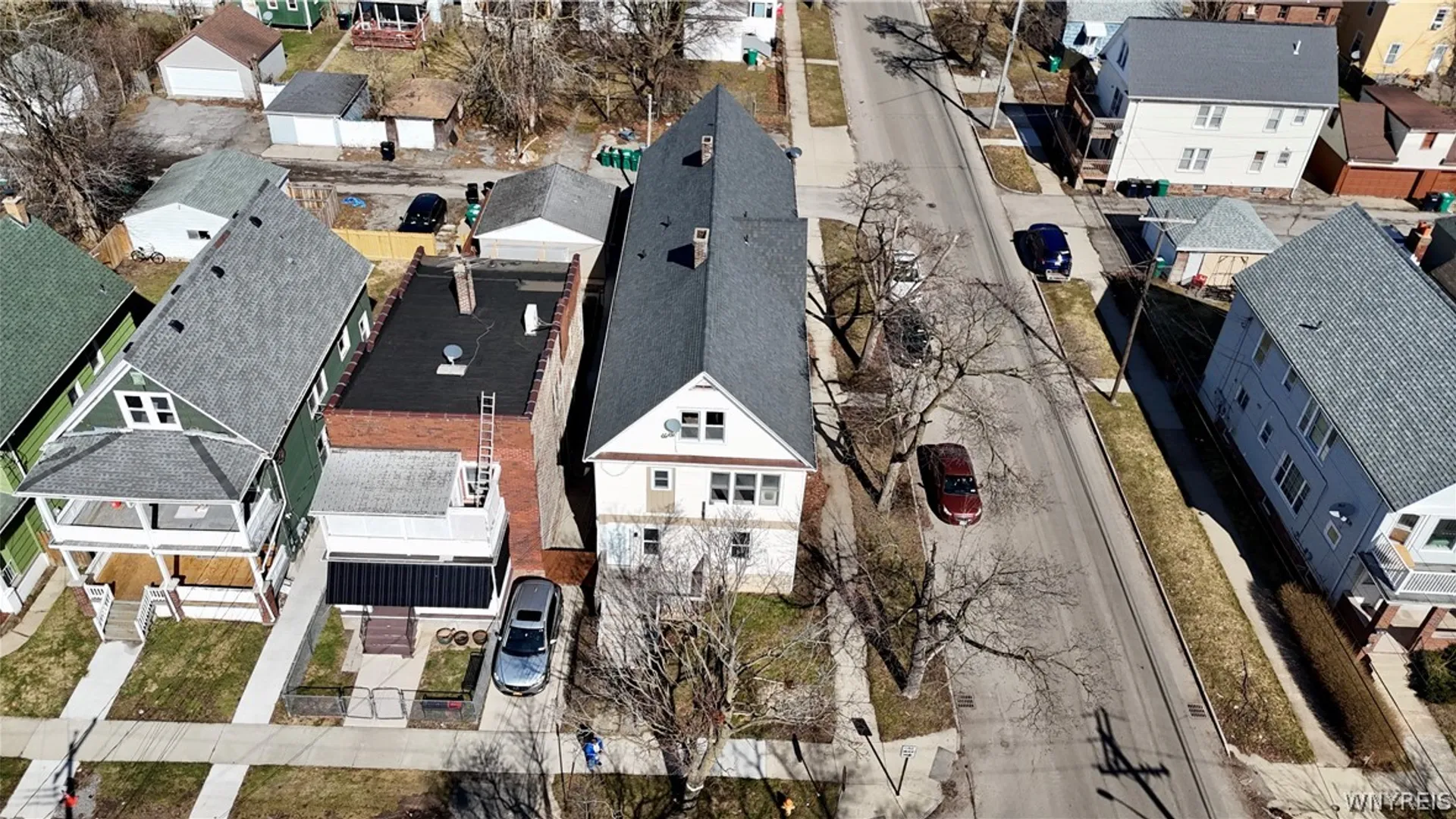 Property at 2034 La Salle Avenue, Niagara Falls, NY 14301 5