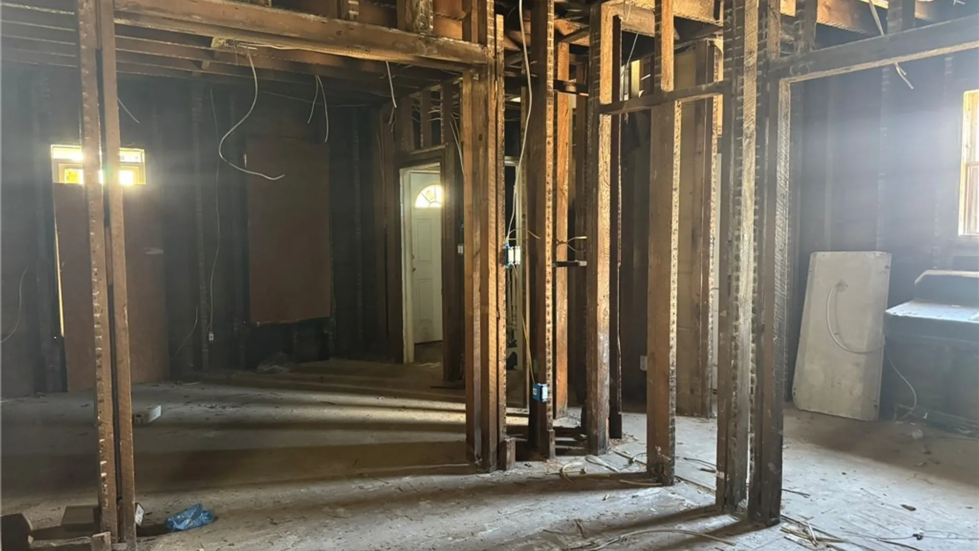 Property at 809 Ashland Avenue, Niagara Falls, NY 14301 44