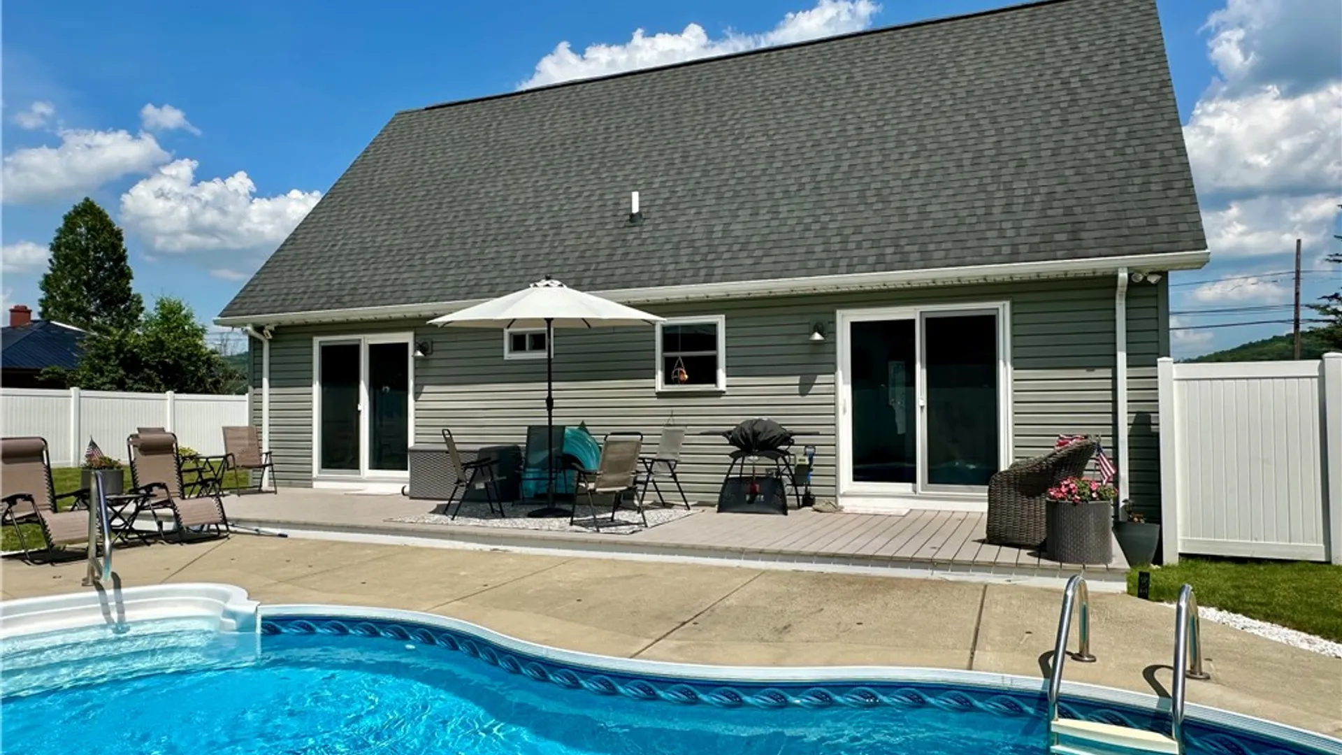 Property at 187 Seaward Avenue, Bradford City, PA 16701 4