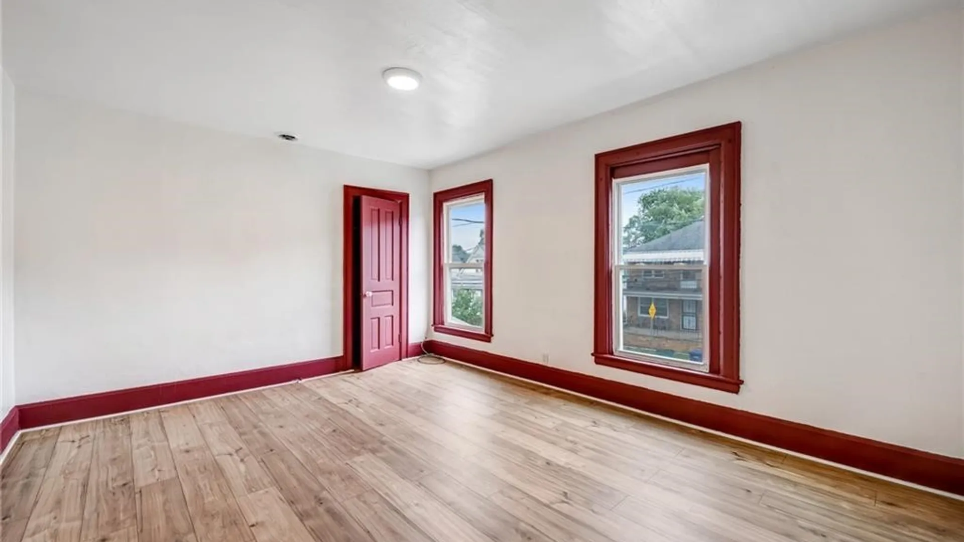 Property at 219 Courtland Avenue, Buffalo, NY 14215 11