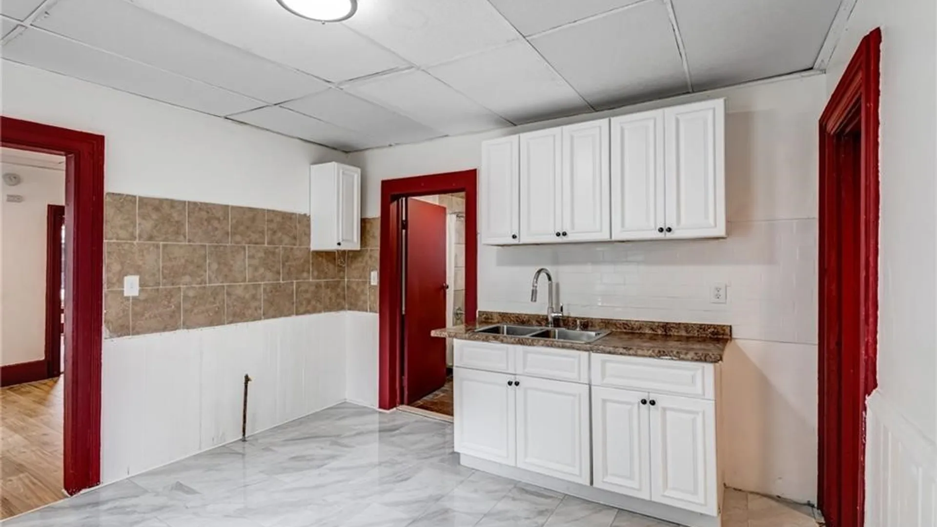 Property at 219 Courtland Avenue, Buffalo, NY 14215 17