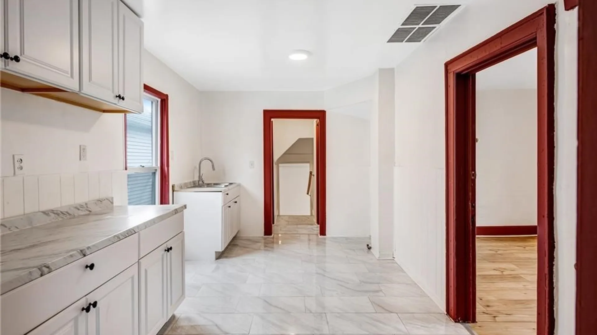 Property at 219 Courtland Avenue, Buffalo, NY 14215 19