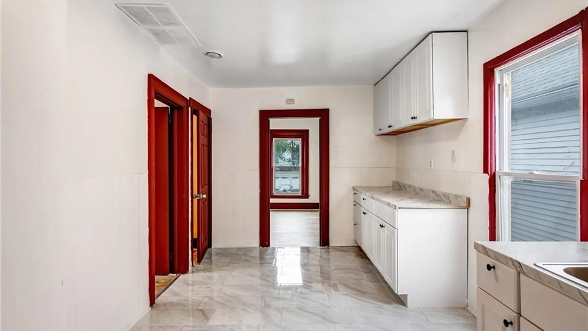 Property at 219 Courtland Avenue, Buffalo, NY 14215 26