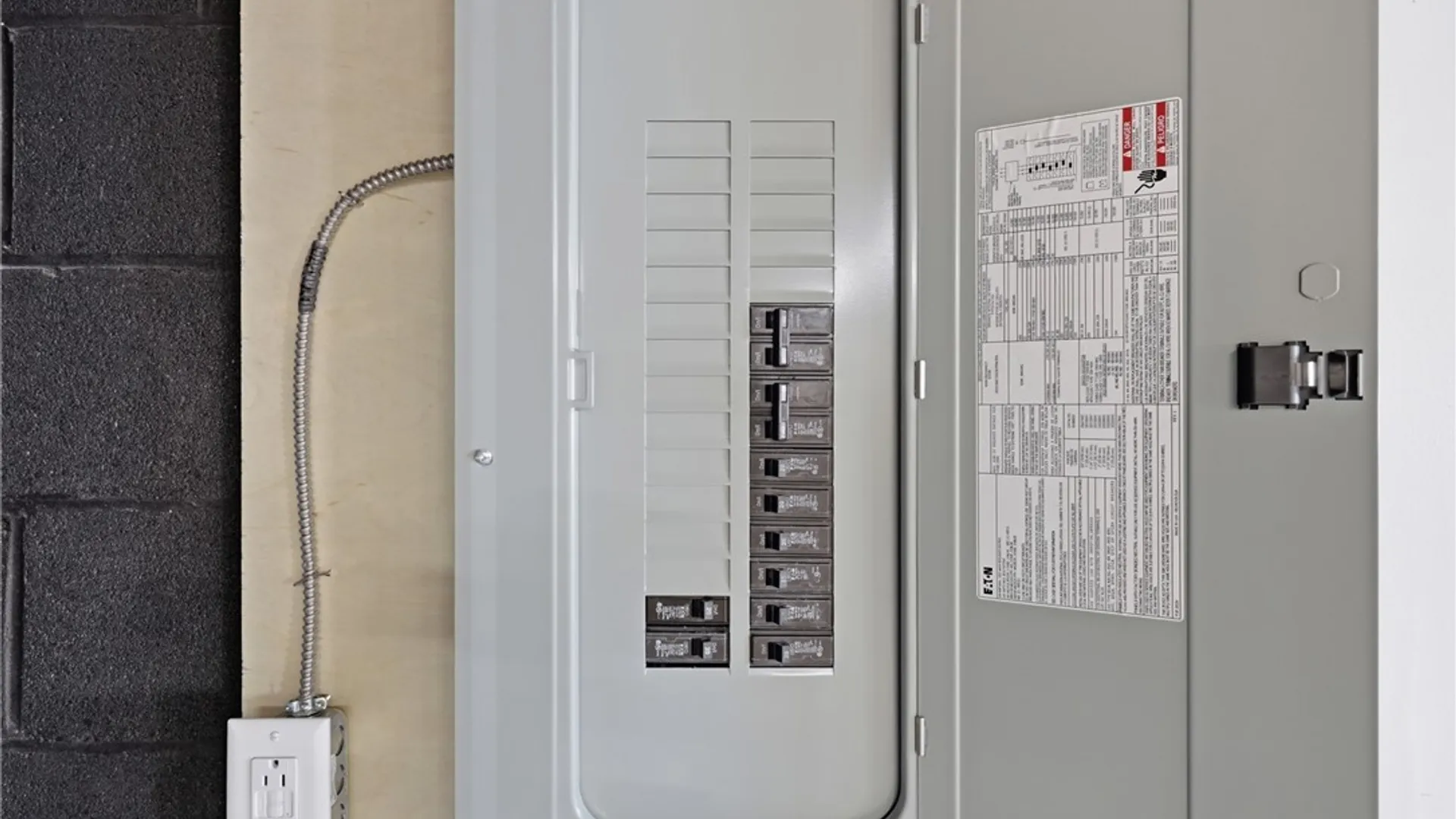 Property at 688 Eagle Street, Buffalo, NY 14210 29