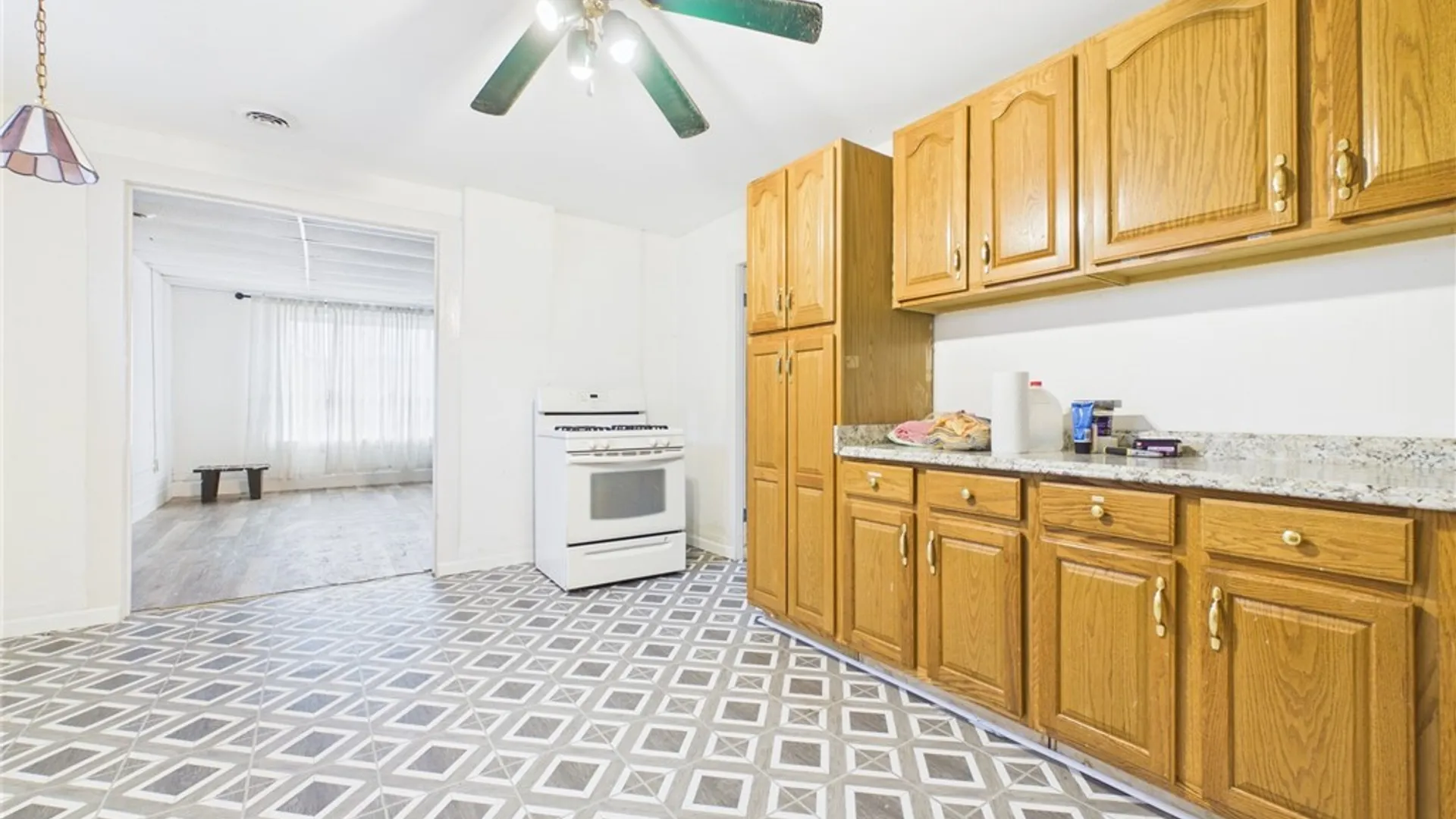 Property at 89 Jones Street, Buffalo, NY 14206 5