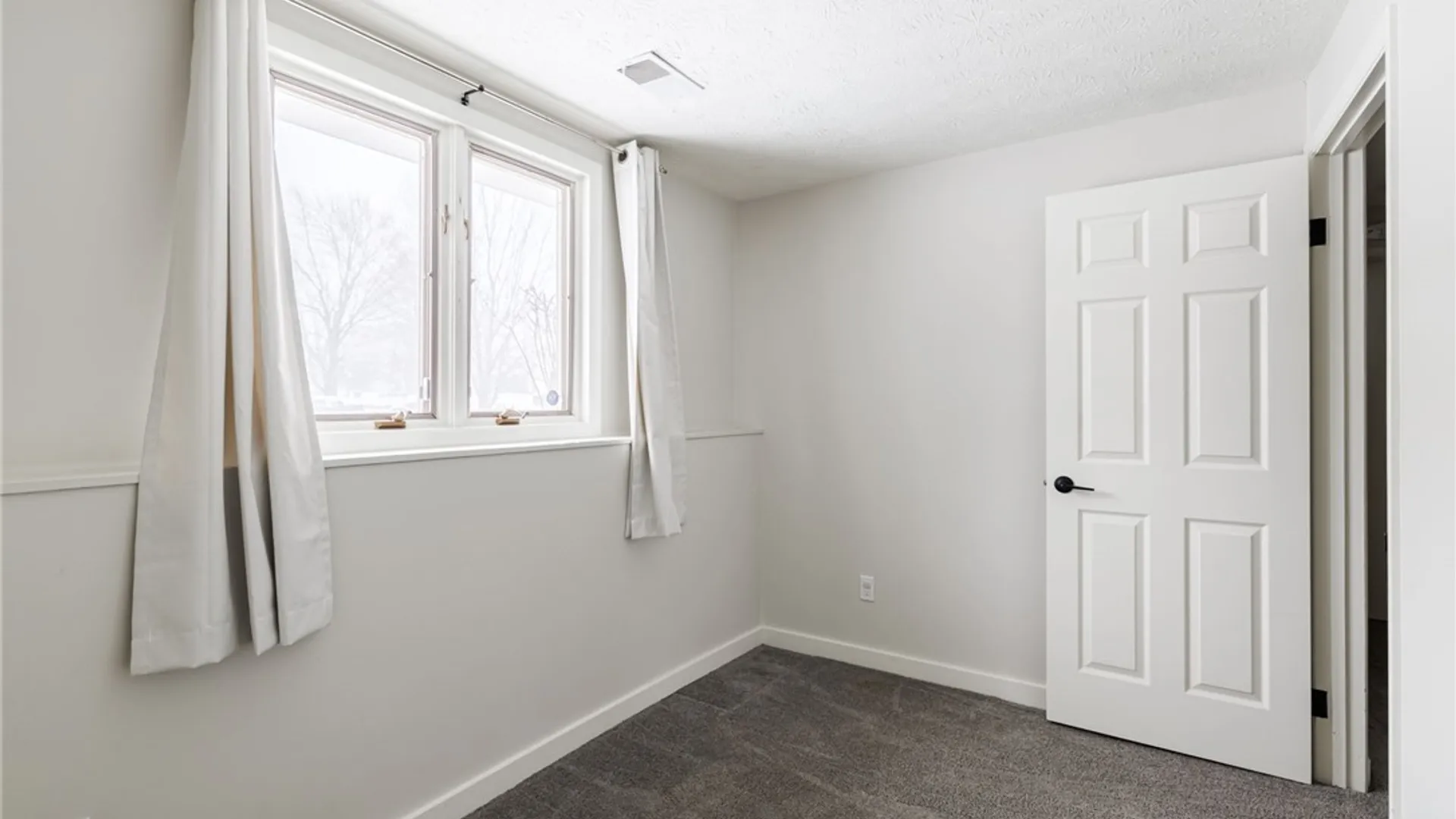 Property at 45 Huntington Pkwy Parkway, Hamlin, NY 14464 21