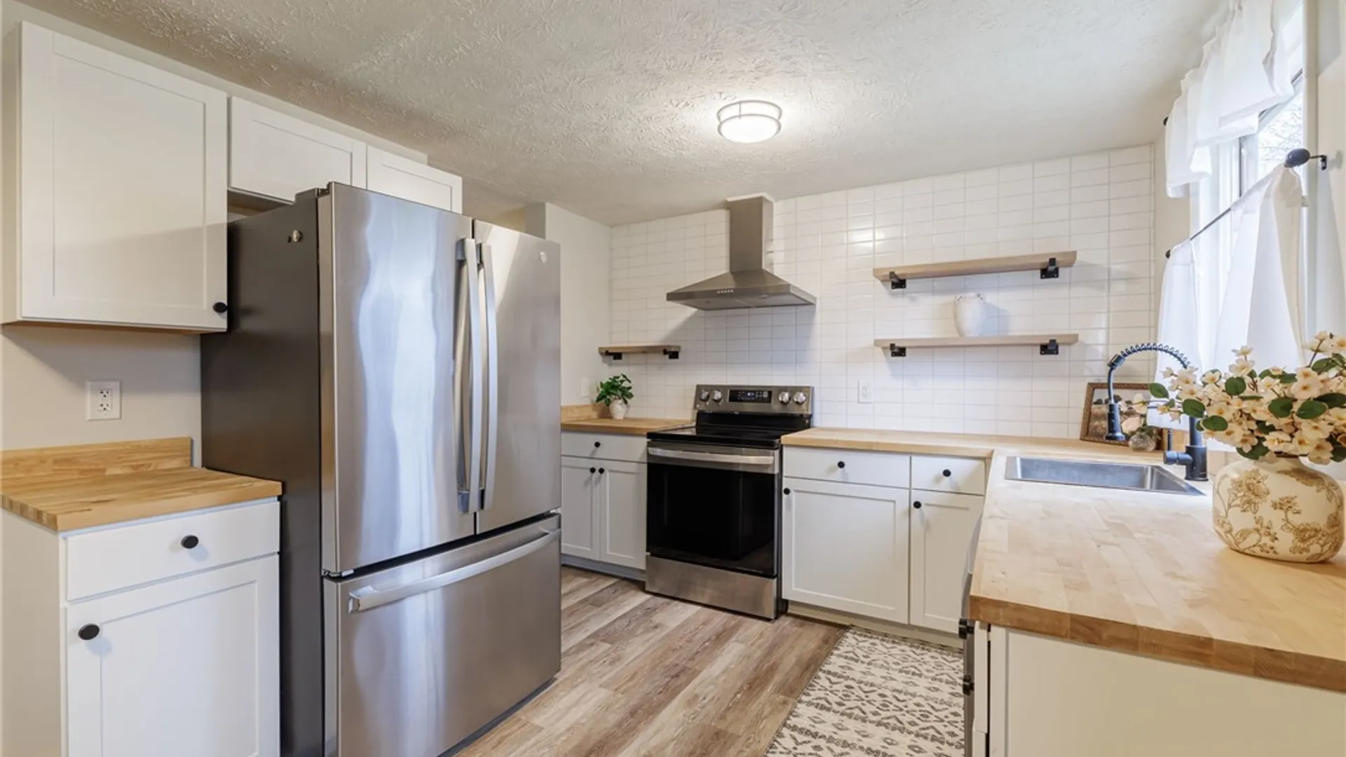 Property at 45 Huntington Pkwy Parkway, Hamlin, NY 14464 4