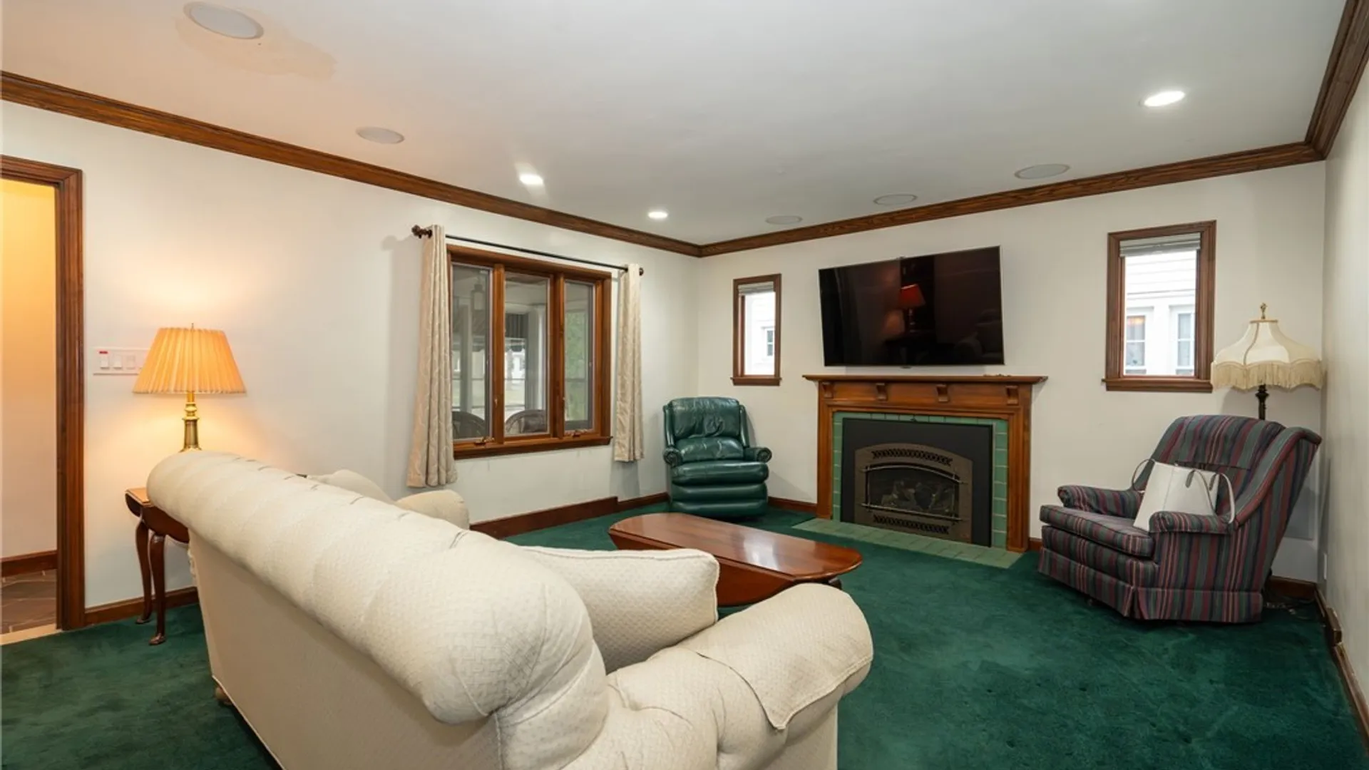 Property at 162 Ivyhurst Road, Amherst, NY 14226 5