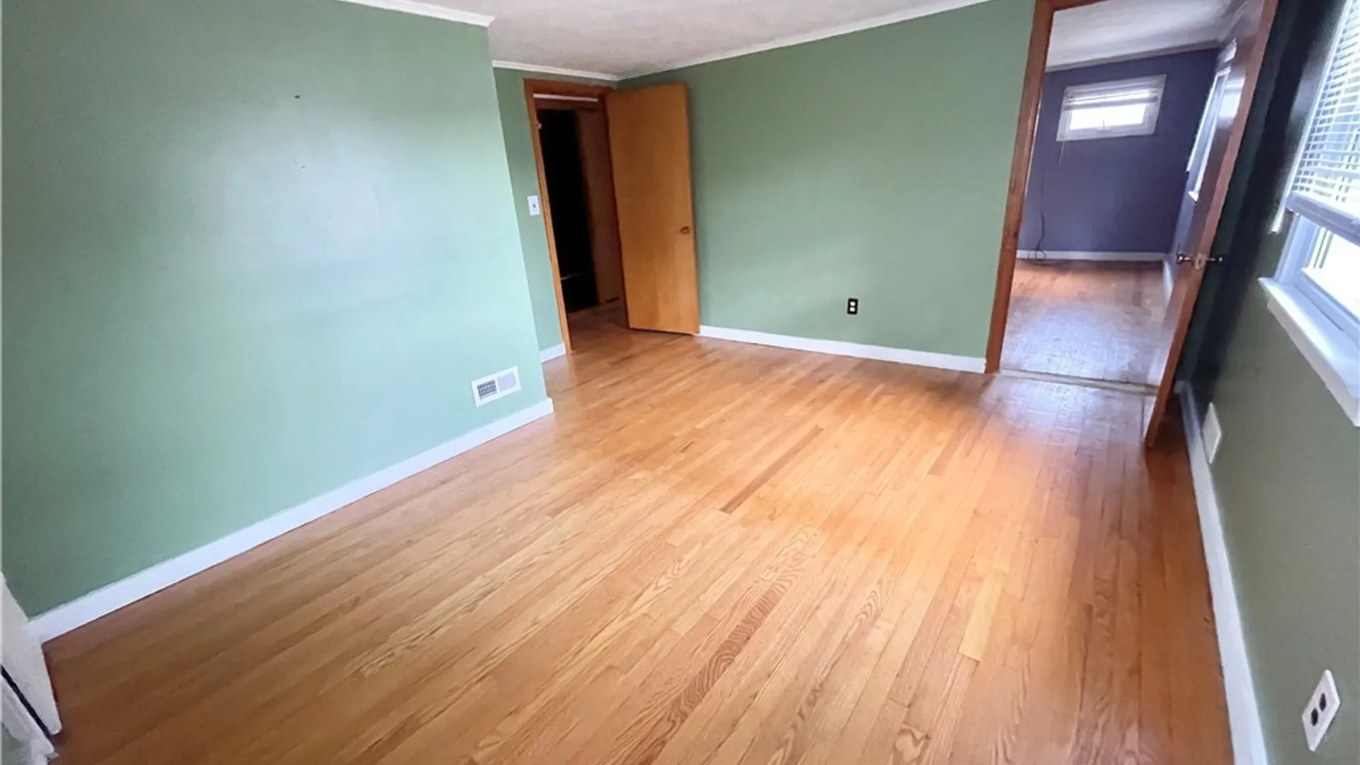 Property at 77 7th Street, Oswego, NY 13126 17