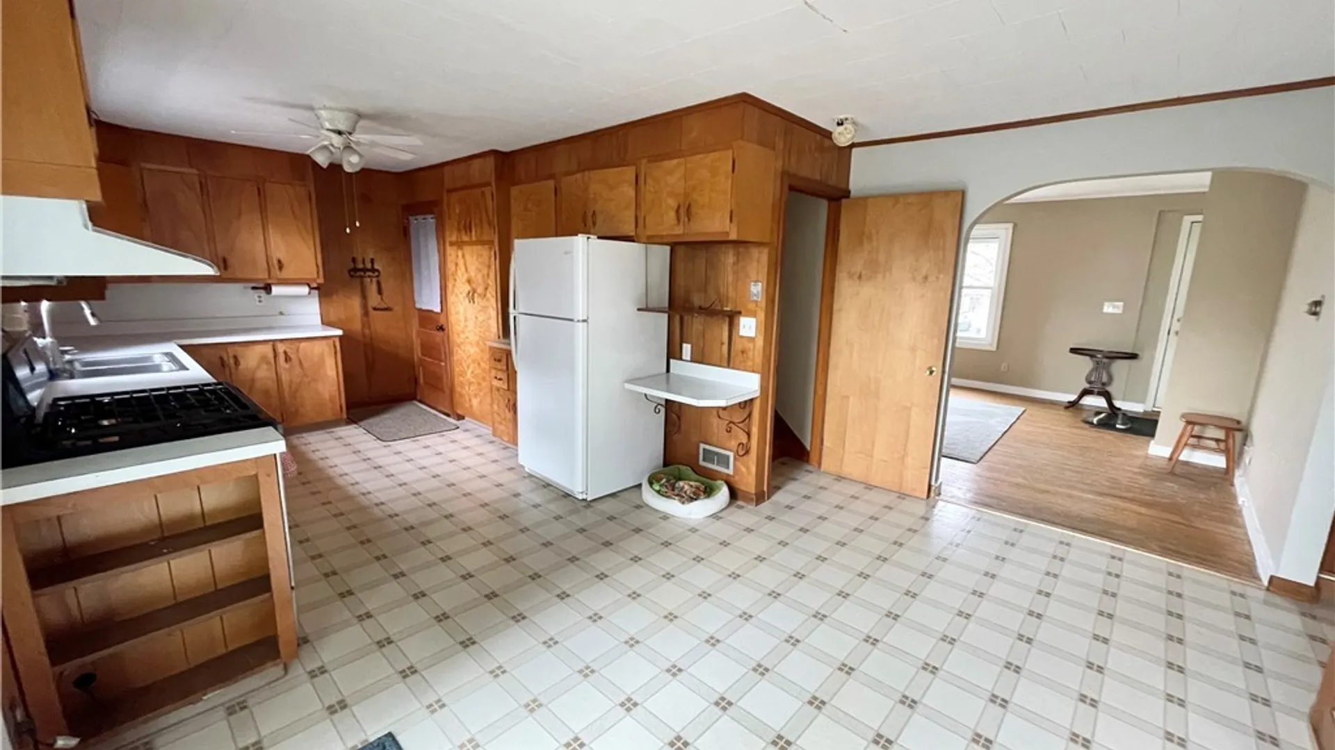 Property at 77 7th Street, Oswego, NY 13126 8