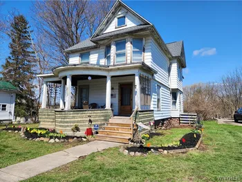 21 Maple Avenue, Yates, NY 14098