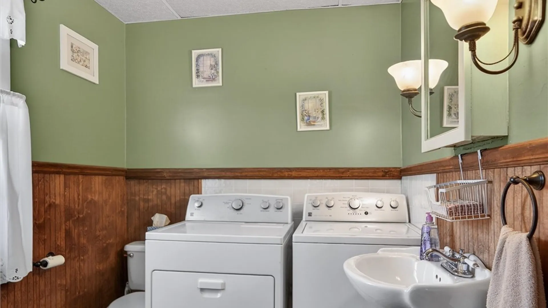 Property at 21 Maple Avenue, Yates, NY 14098 24