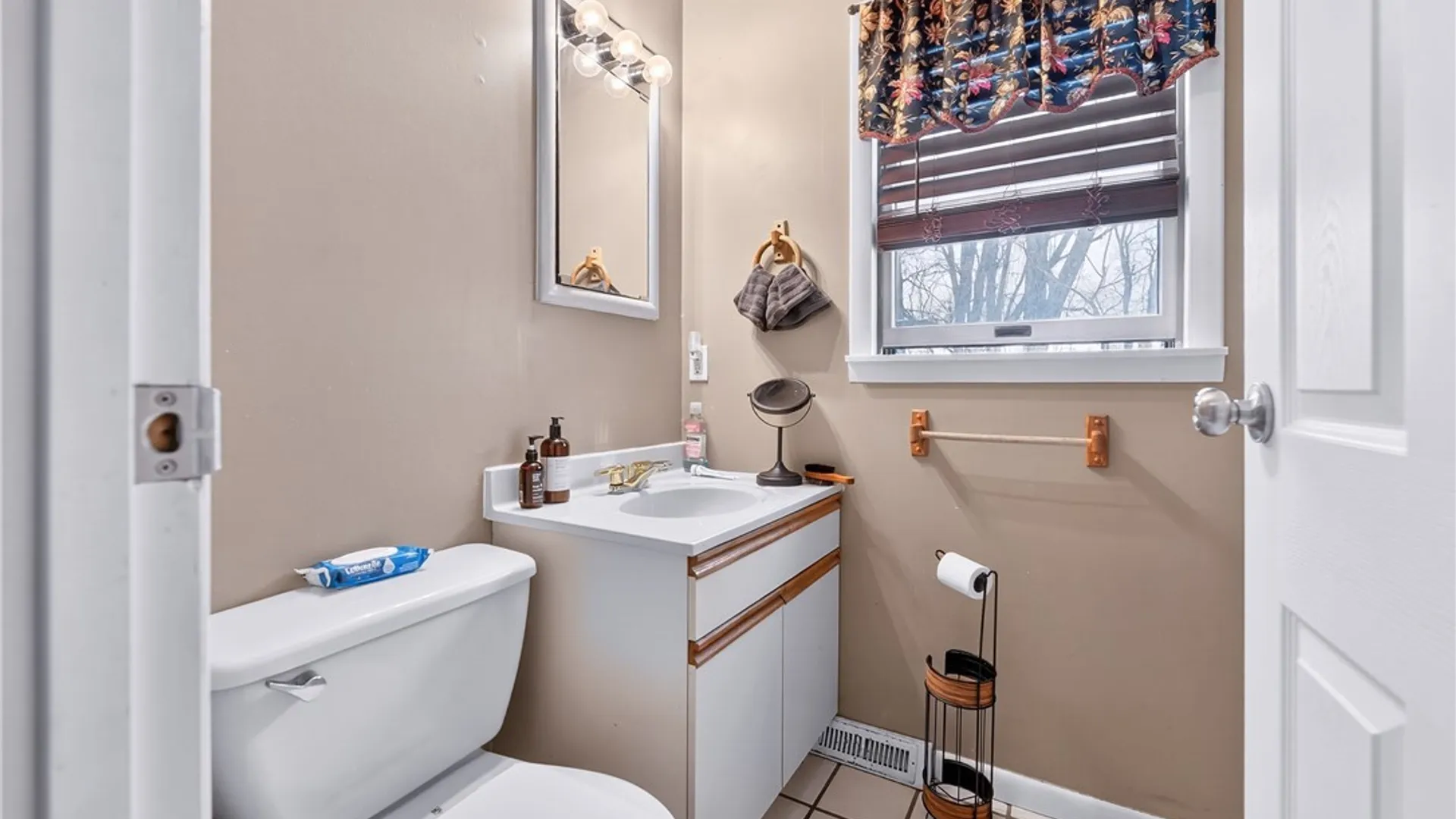 Property at 912 Mildred Avenue, Utica, NY 13502 43