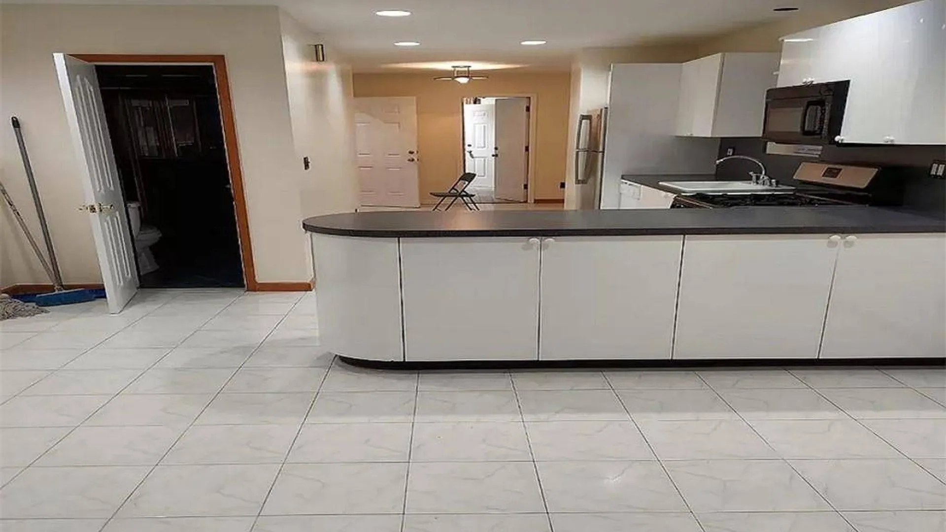 Property at 472 Lake St, Brooklyn, NY 11223 10