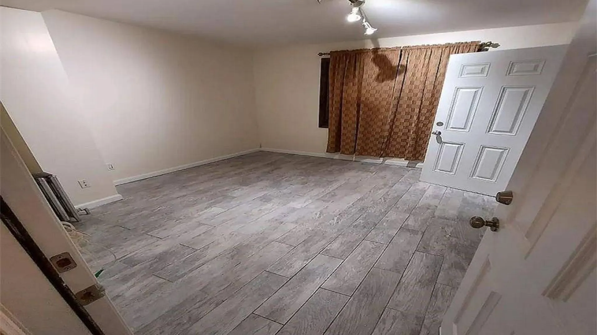 Property at 472 Lake St, Brooklyn, NY 11223 16