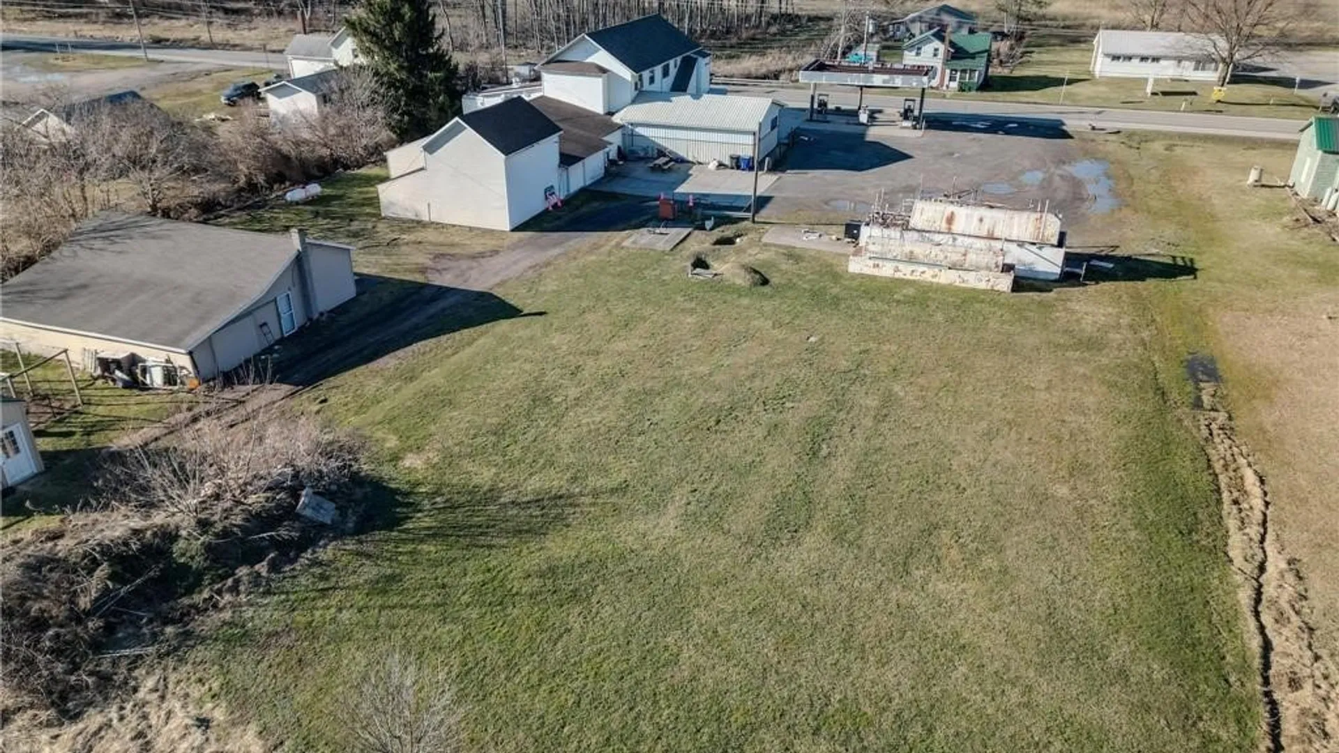 Property at 10204 Roosevelt Highway, Yates, NY 14098 34