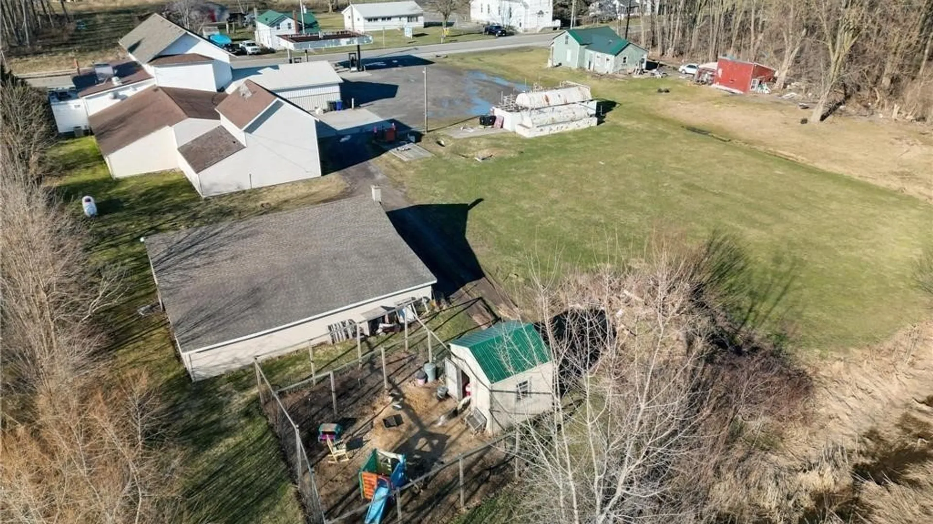 Property at 10204 Roosevelt Highway, Yates, NY 14098 35