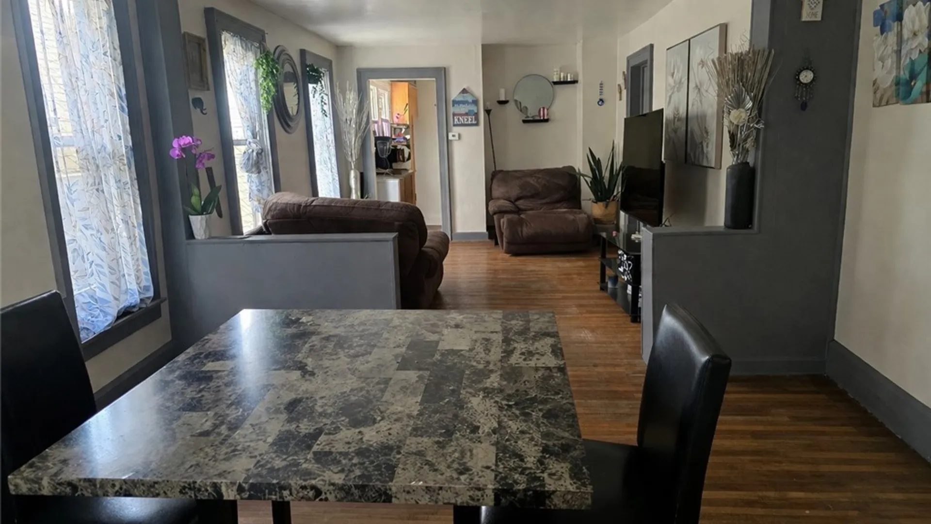 Property at 894 Prospect Avenue, Buffalo, NY 14213 7