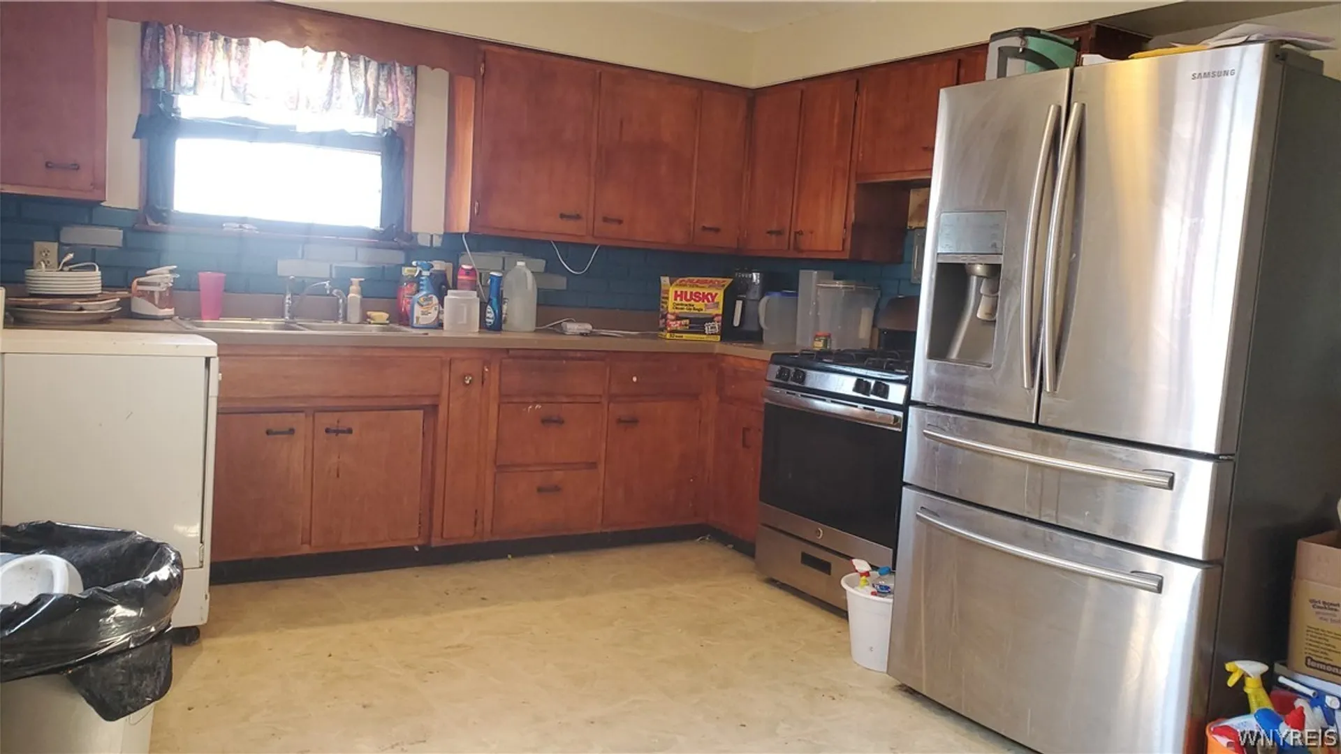 Property at 27 Lemoine Avenue, Cheektowaga, NY 14227 6