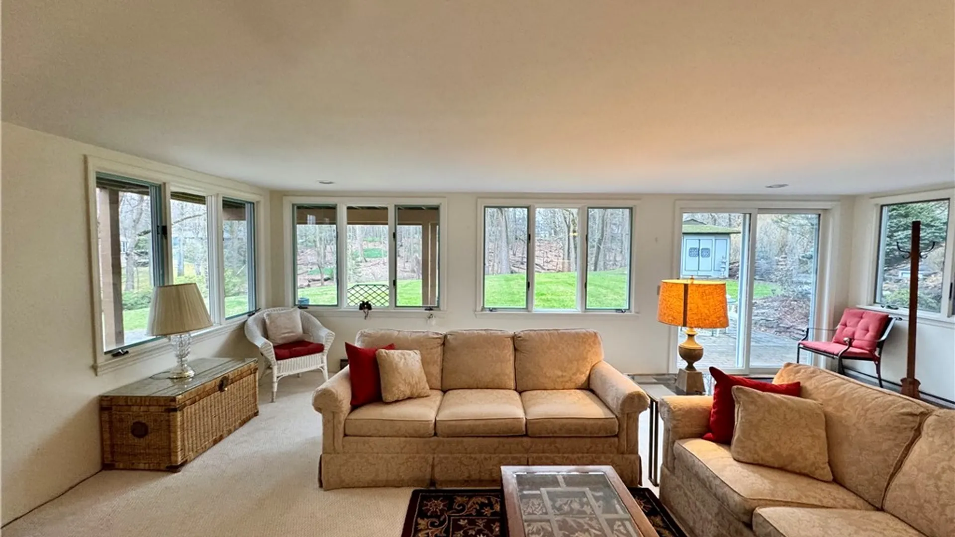 Property at 333 Colebrook Drive, Irondequoit, NY 14617 2