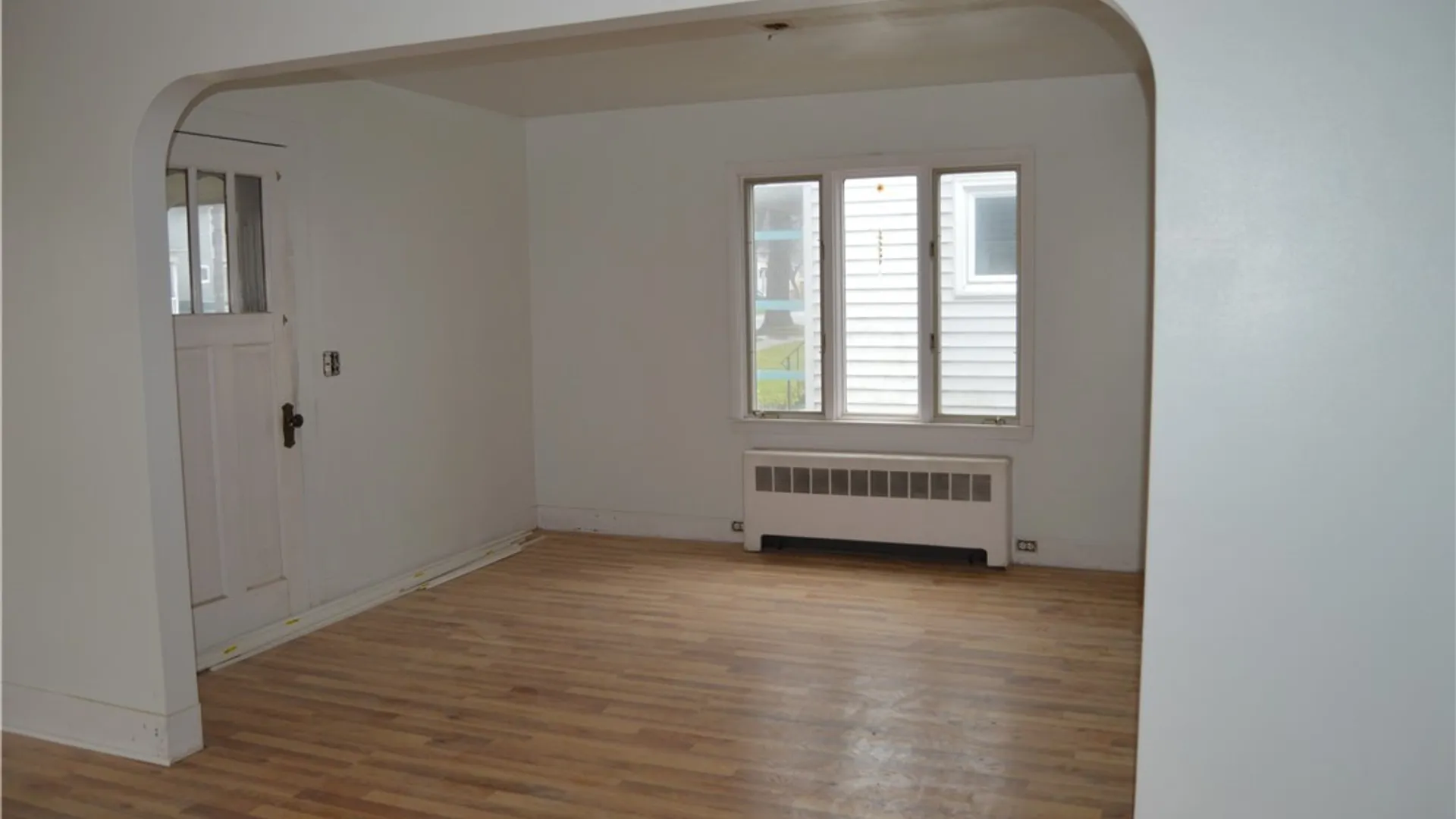 Property at 28 Minard Street, Lockport City, NY 14094 11