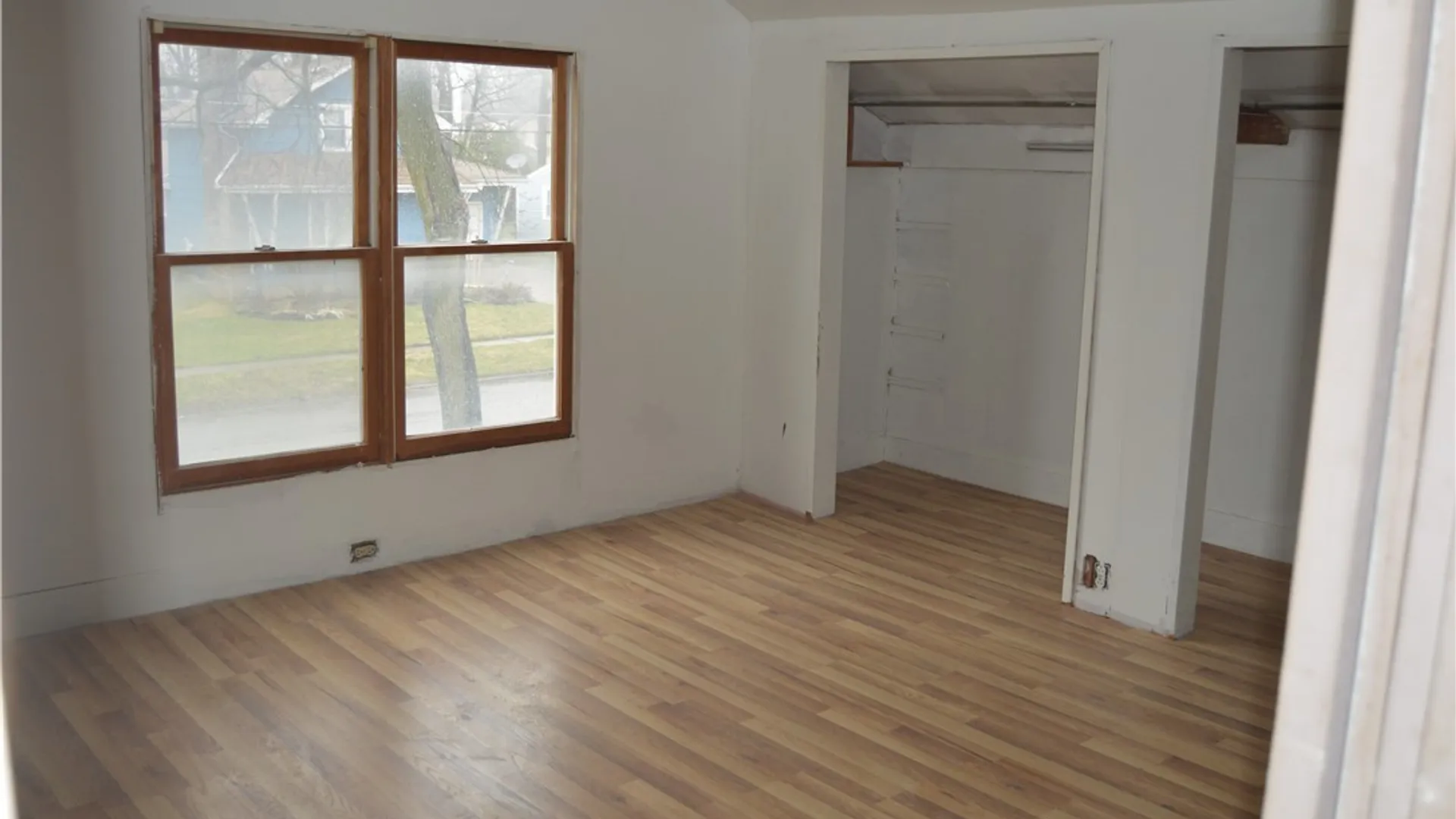 Property at 28 Minard Street, Lockport City, NY 14094 18