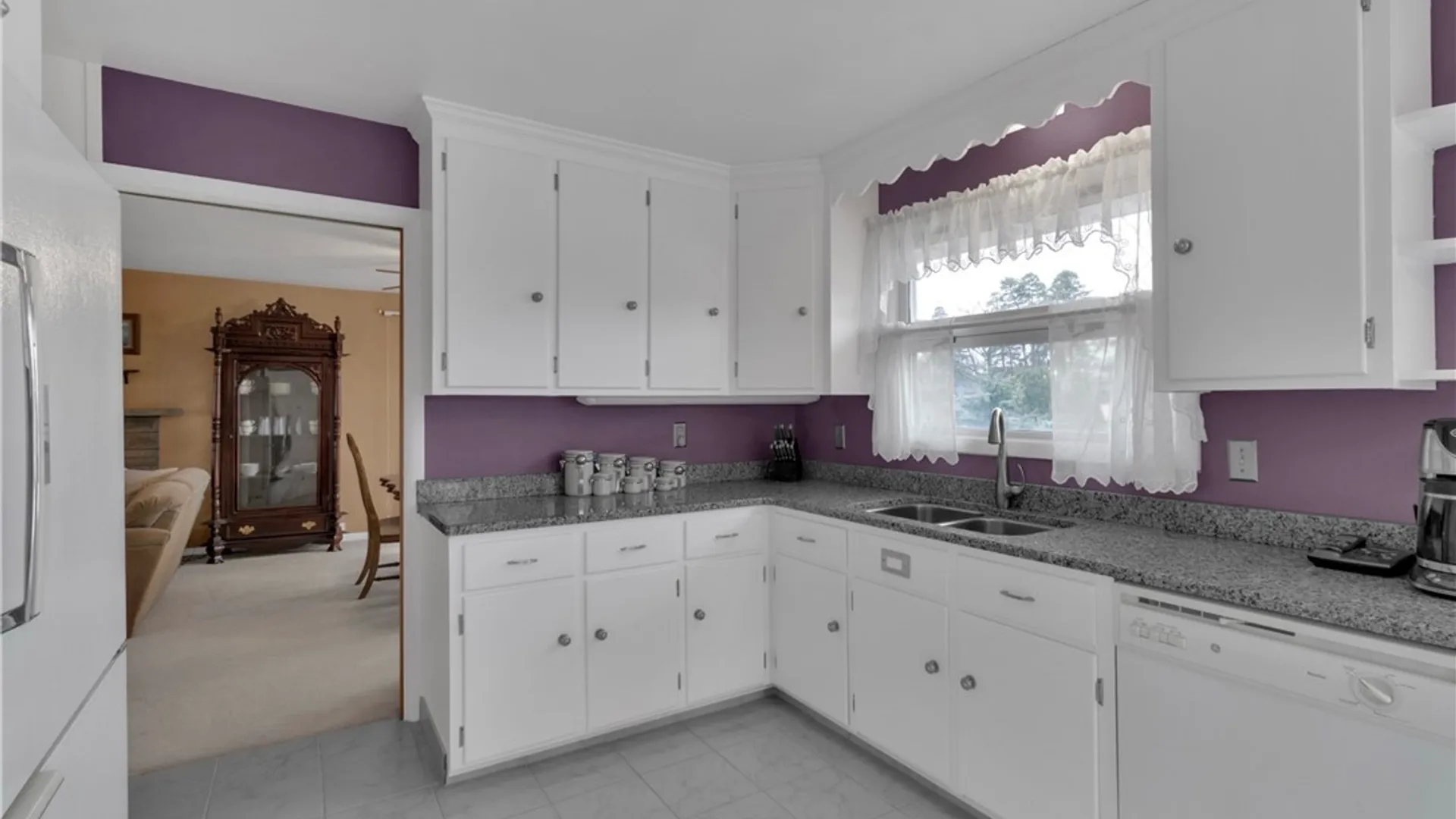 Property at 3021 Walbridge Drive, Hamburg, NY 14075 12